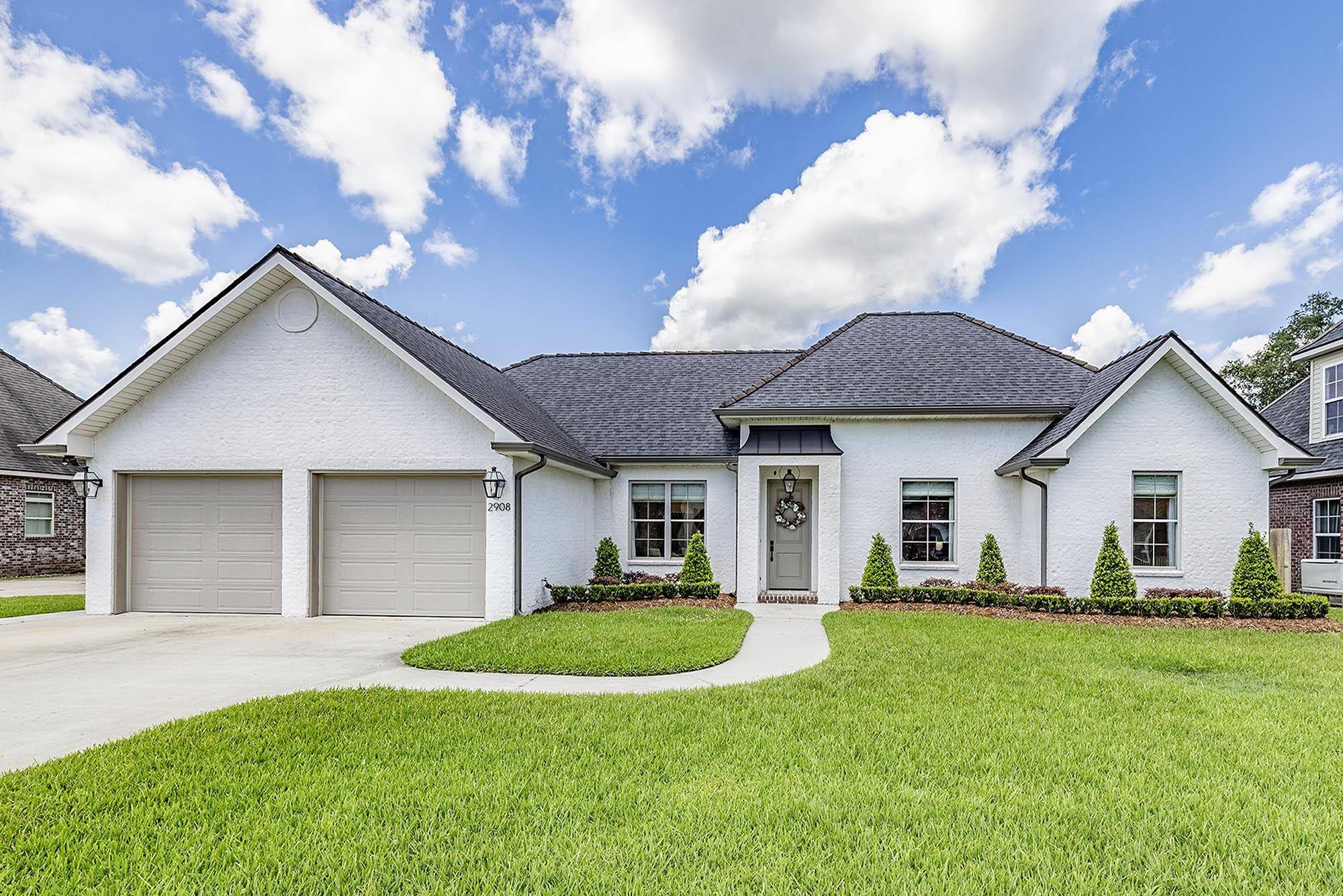 Schriever, LA 70395,2908 Quiet Oak Place