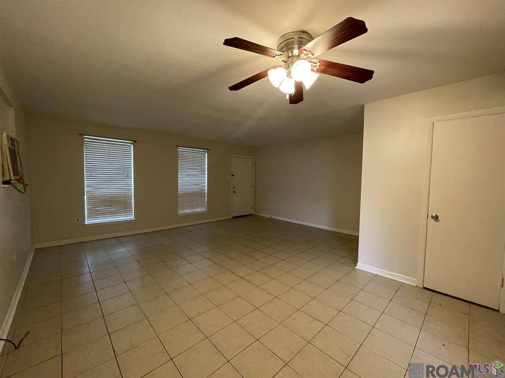 Baton Rouge, LA 70808,414-416 Jennifer Jean Dr ##414-416