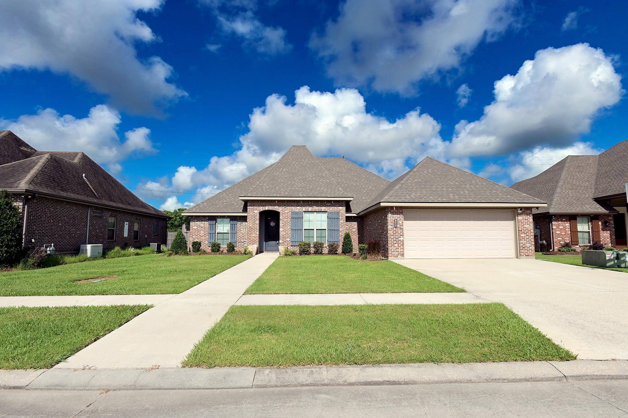 Houma, LA 70360,217 Brianna Dr