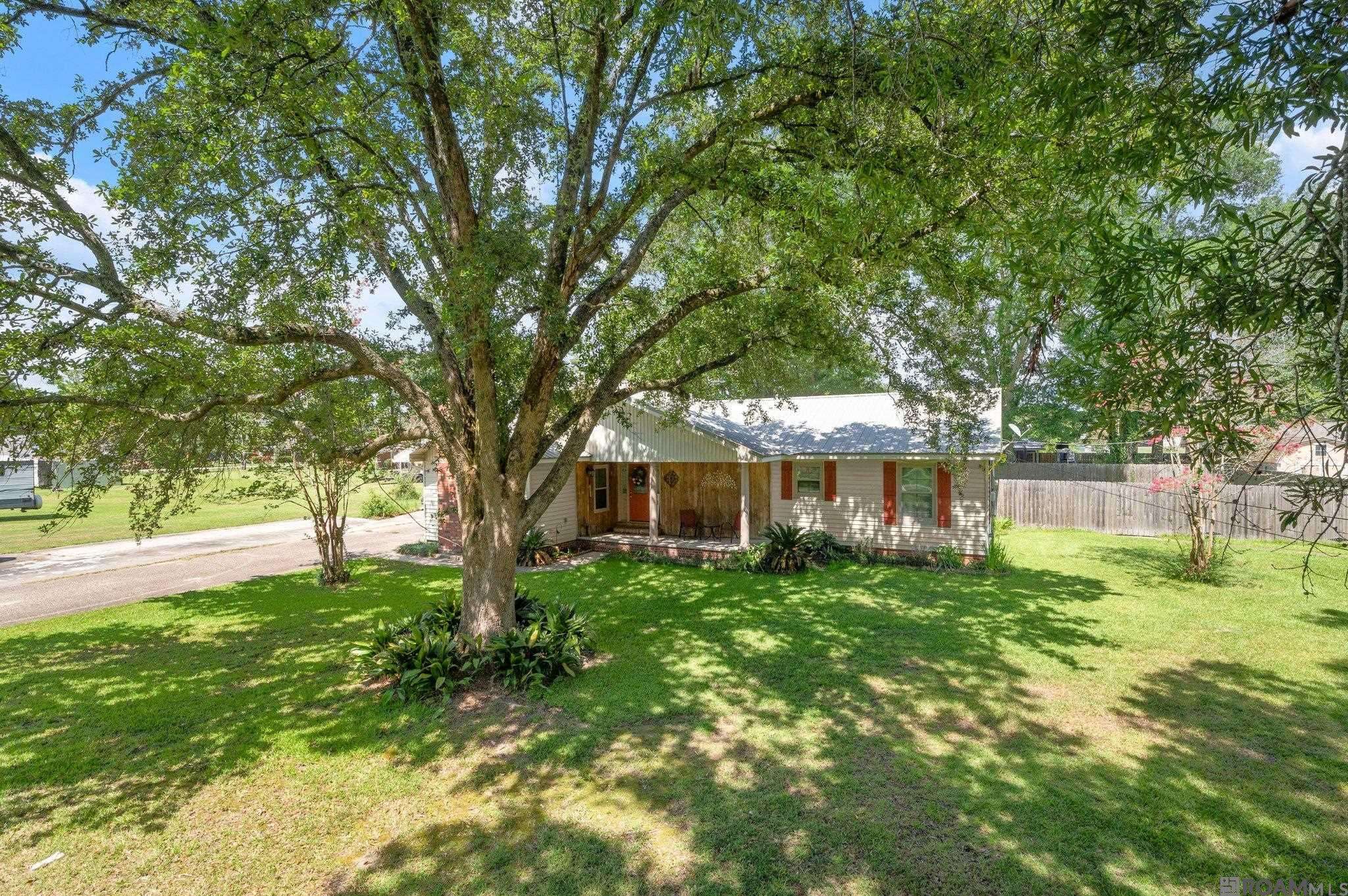 Livingston, LA 70754,29850 S Rose St