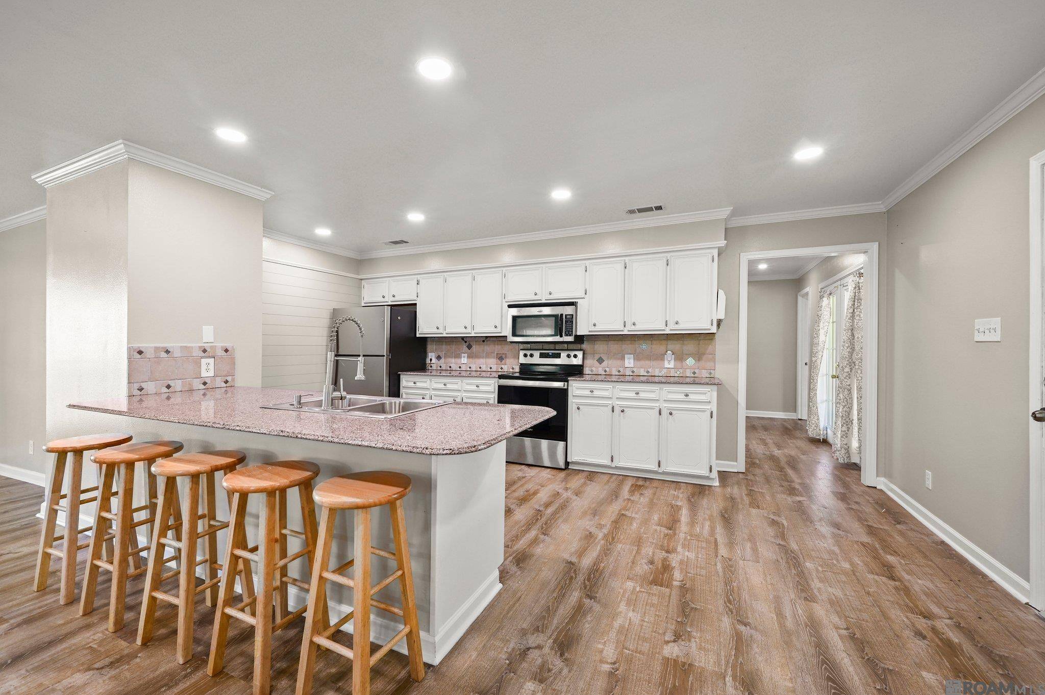 Denham Springs, LA 70706,10118 Saray Dr