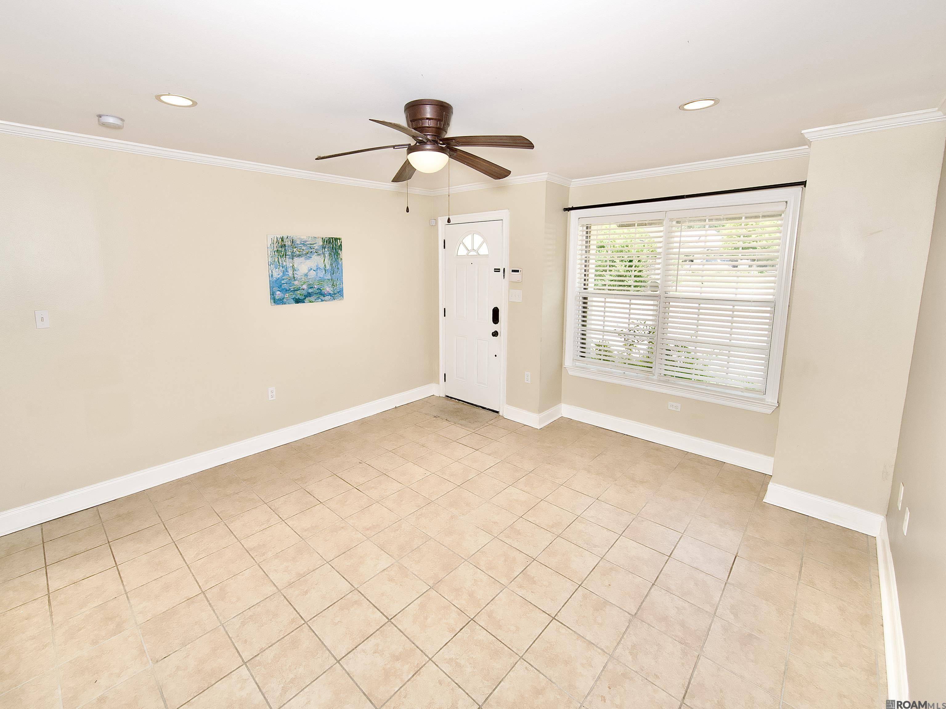Baton Rouge, LA 70816,12138 Coursey Bl ##2