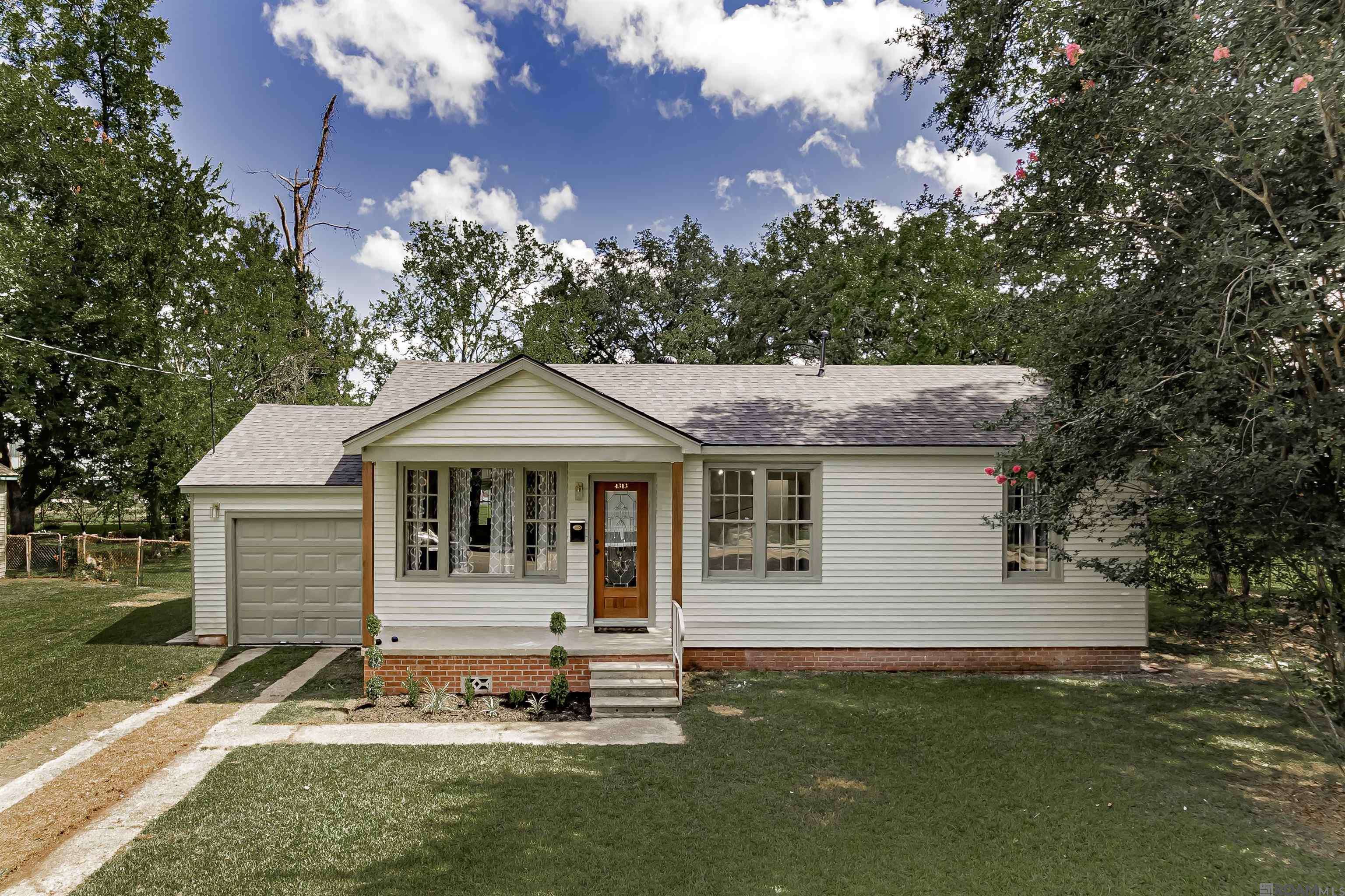 Baton Rouge, LA 70811,4313 Glen Oaks Dr
