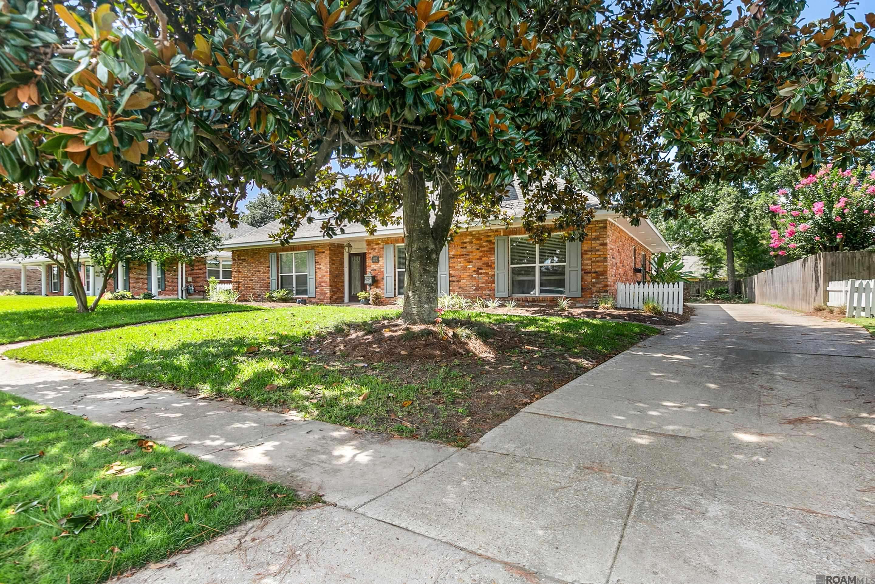 Baton Rouge, LA 70806,8859 Bayside Ave