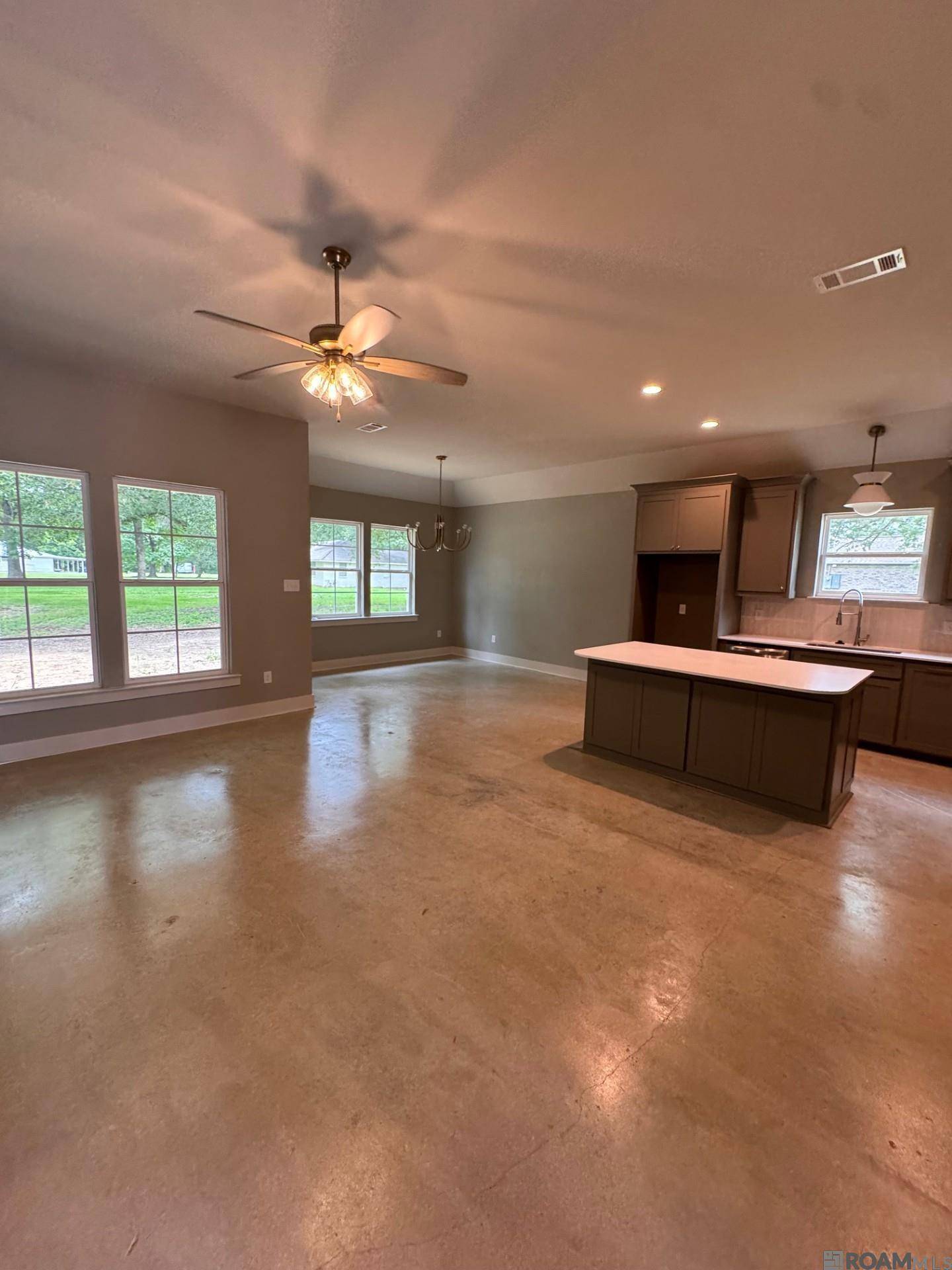 Greenwell Springs, LA 70739,6701 Kohler Ln