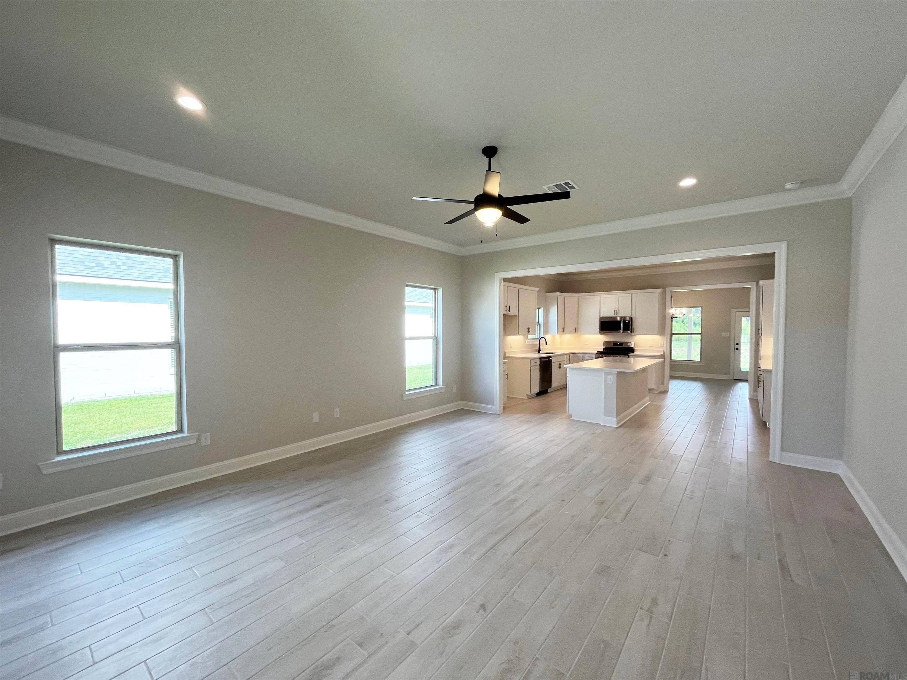 Gonzales, LA 70737,1216 Lakehaven Dr