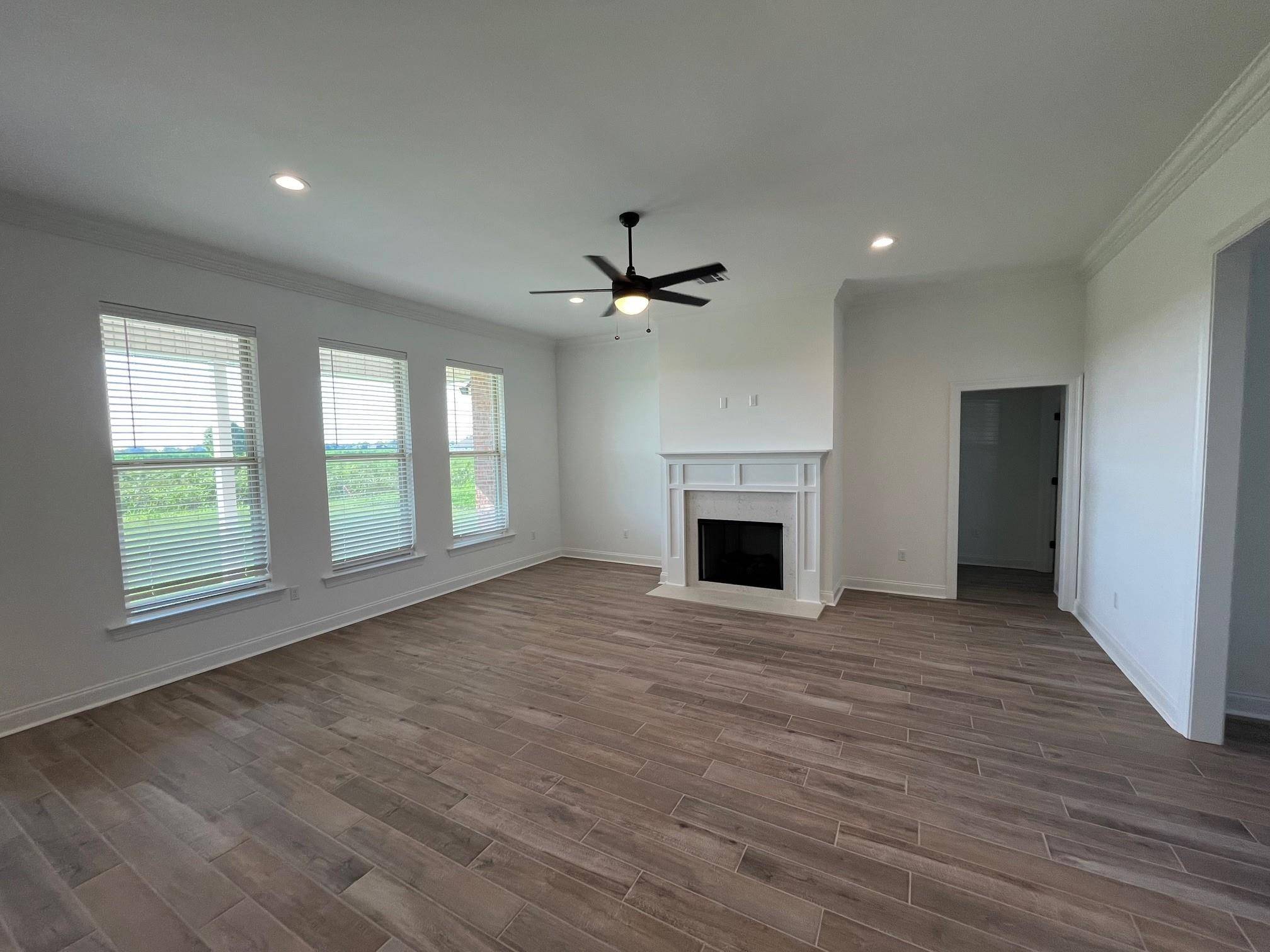 Thibodaux, LA 70301,266 Kings Wood Avenue