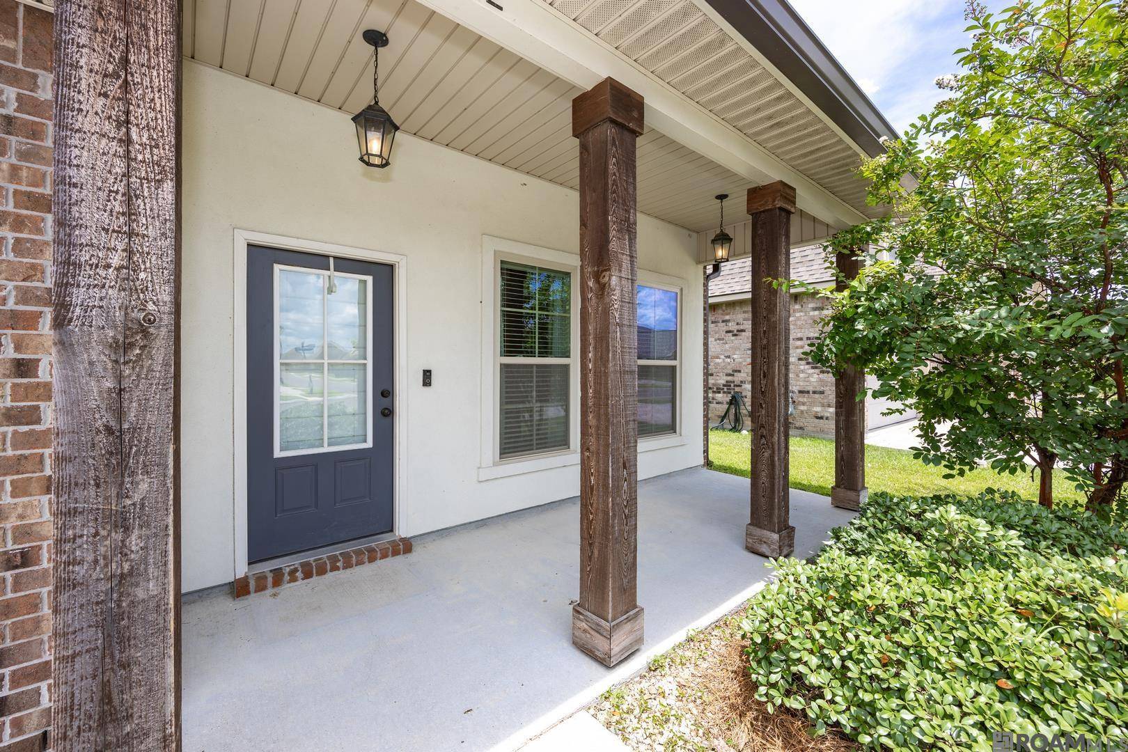 Baton Rouge, LA 70820,1072 Shadow Bluff Dr