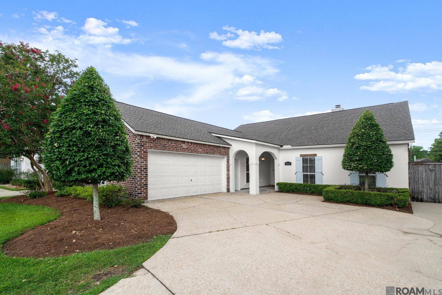Baton Rouge, LA 70817,18532 Garden Oaks Dr