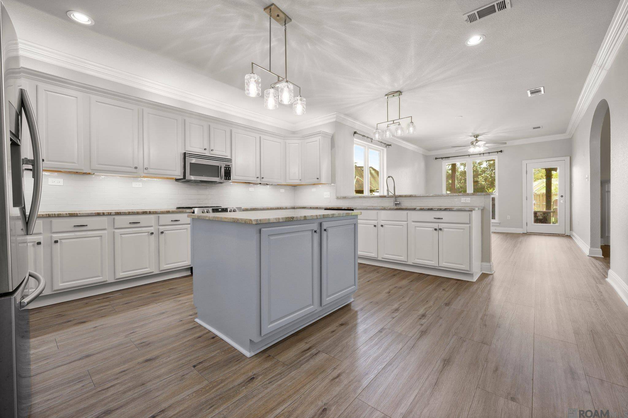 Geismar, LA 70734,12072 Central Park Dr