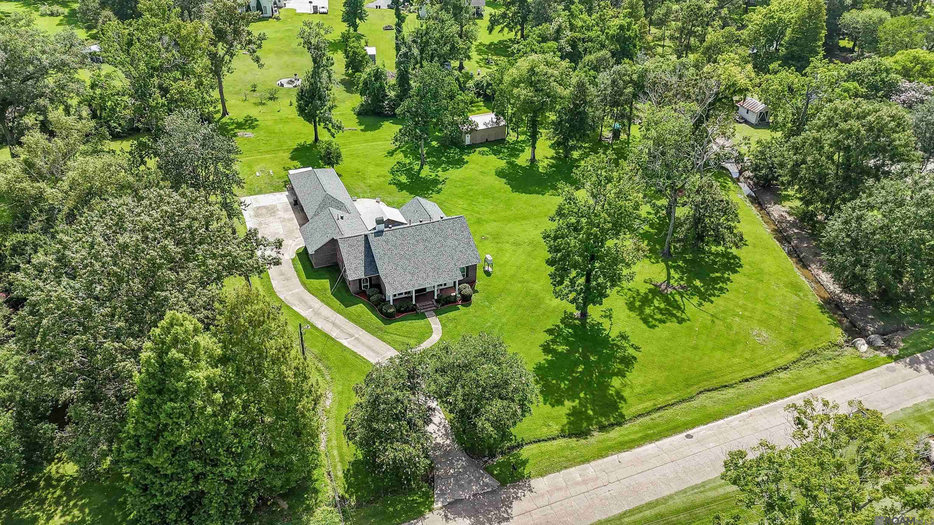 Prairieville, LA 70769,18521 Oakwood Dr