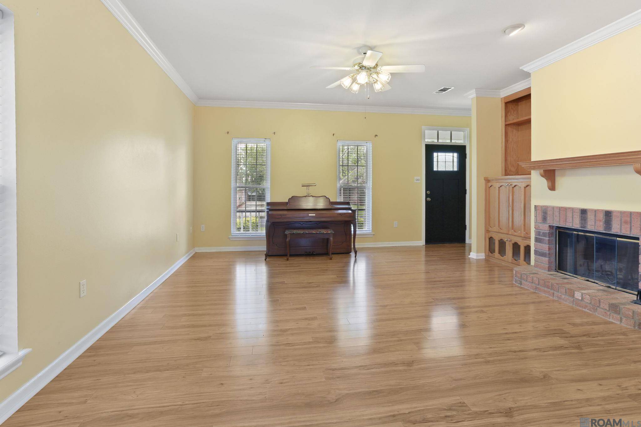 Baton Rouge, LA 70817,18536 Lakefield Ave