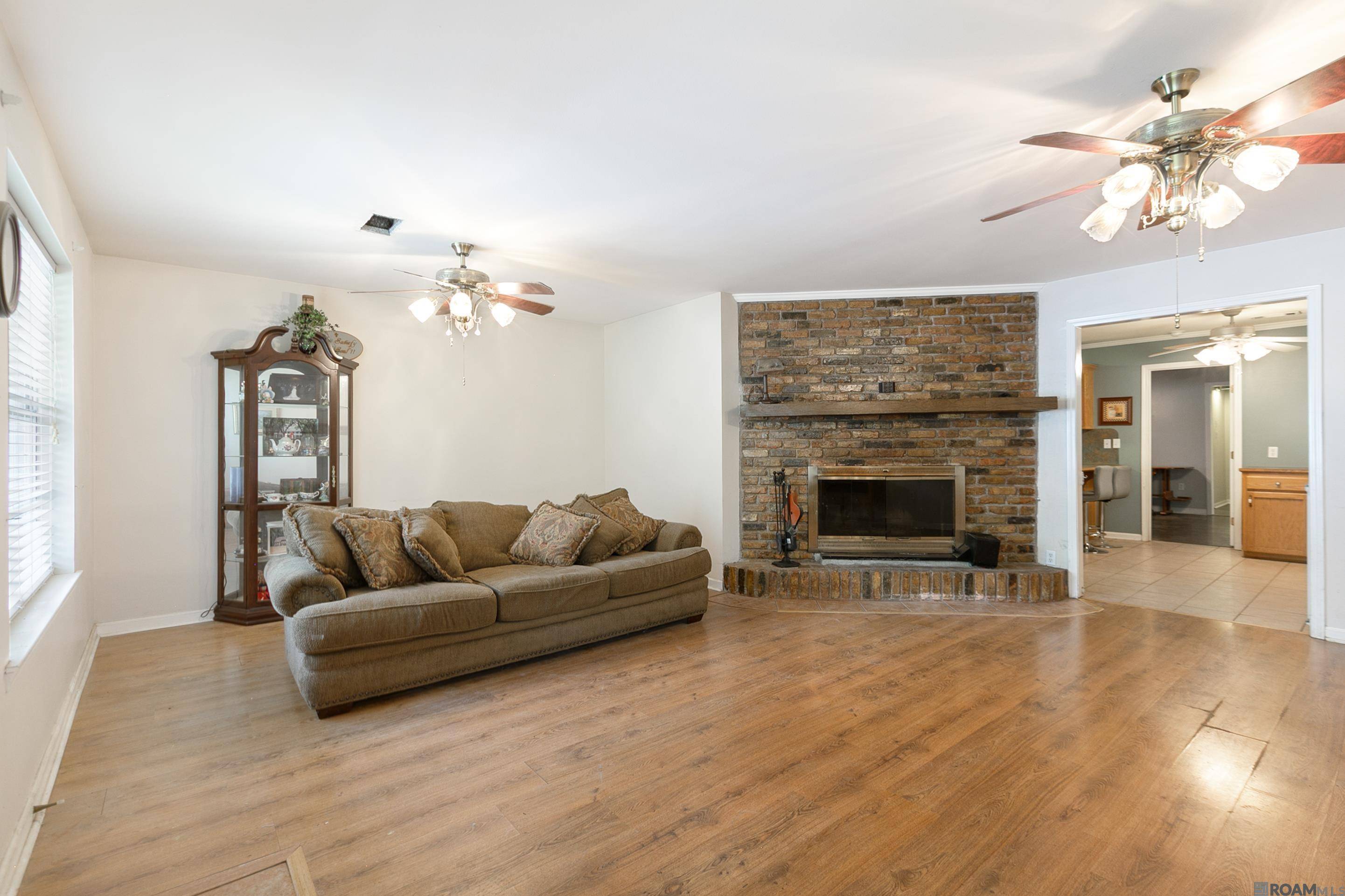 Baker, LA 70714,910 Myrtle St