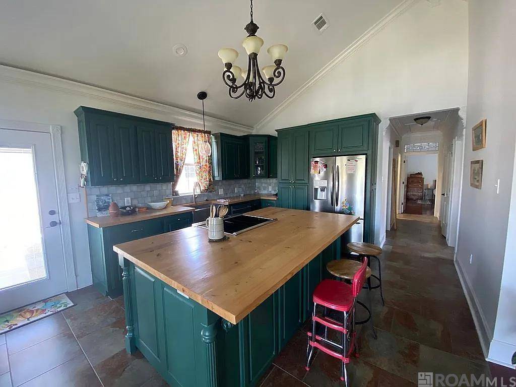 St Amant, LA 70774,11182 River Highlands ##9B