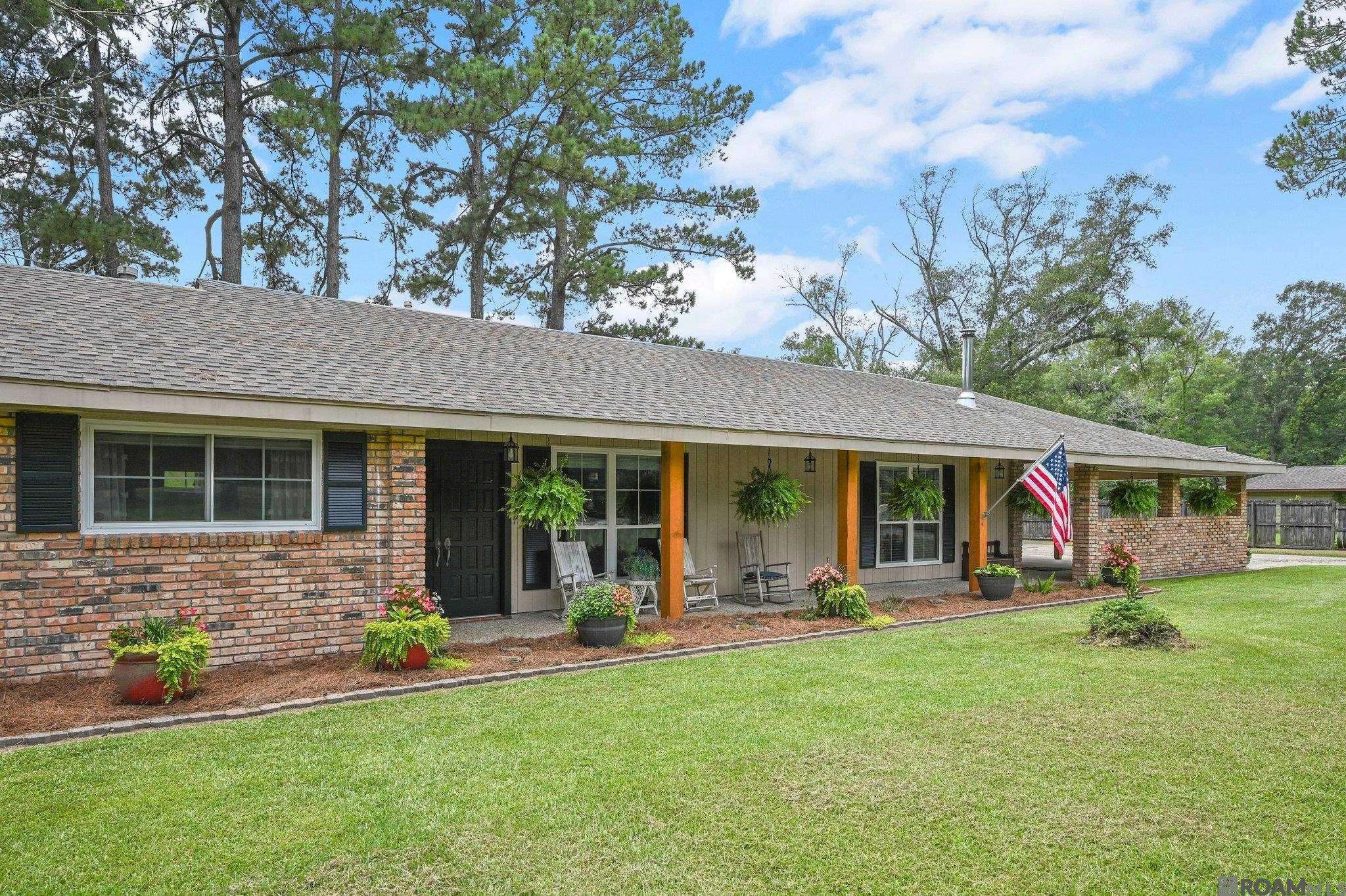 Baker, LA 70714,7858 Pettit Rd