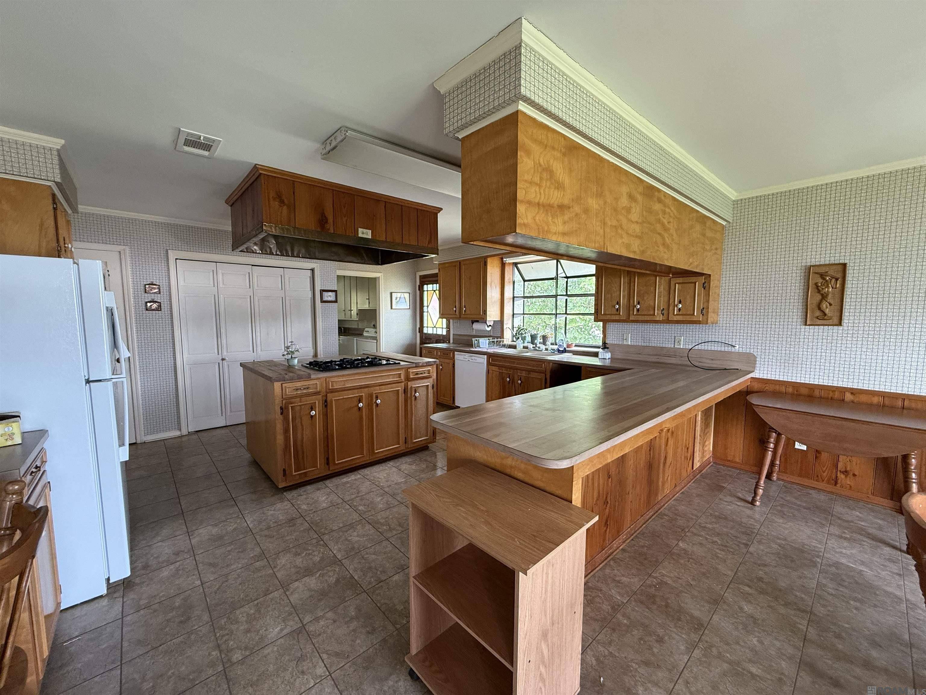 New Roads, LA 70760,1817 False River Dr