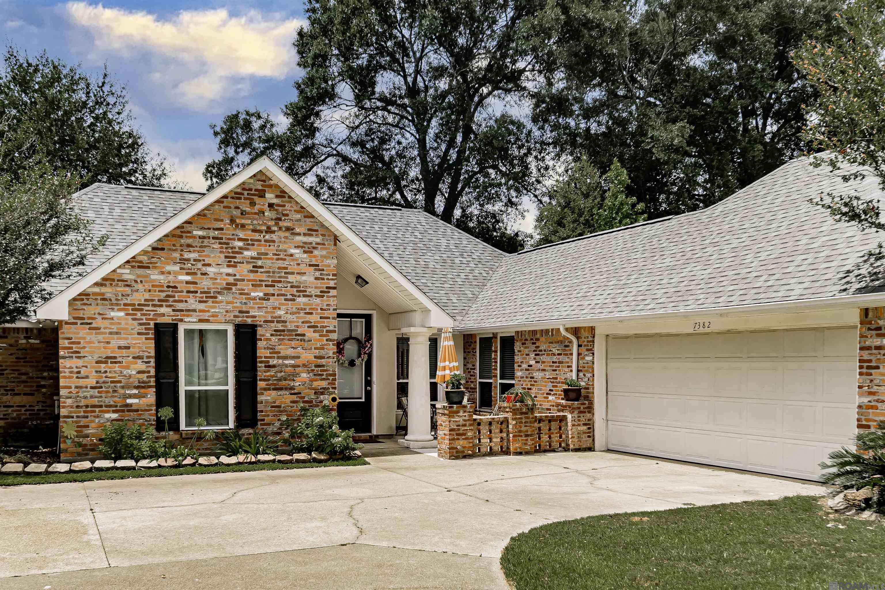 Denham Springs, LA 70706,7382 Lake Meadow Dr