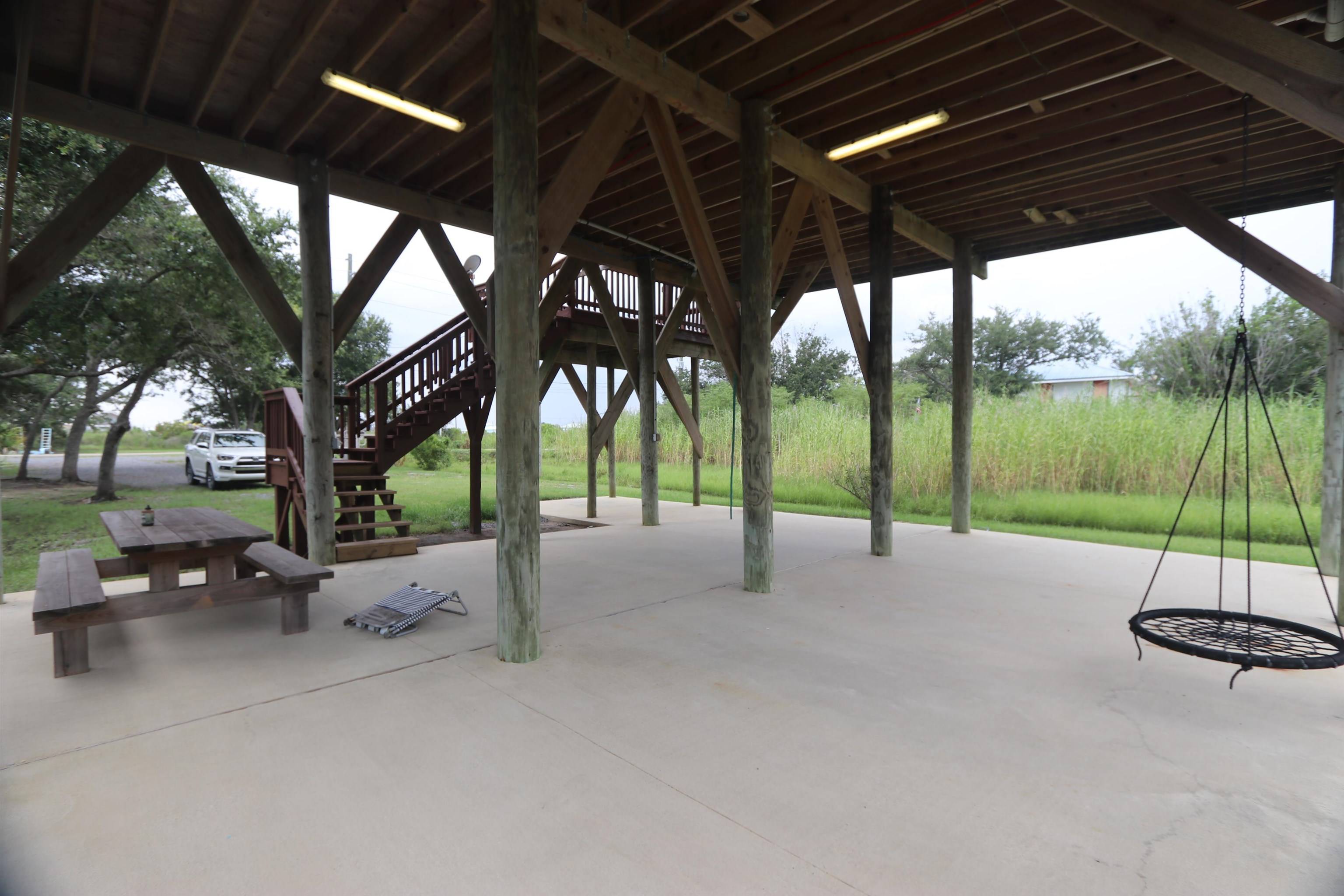 Grand Isle, LA 70358,192 Walnut