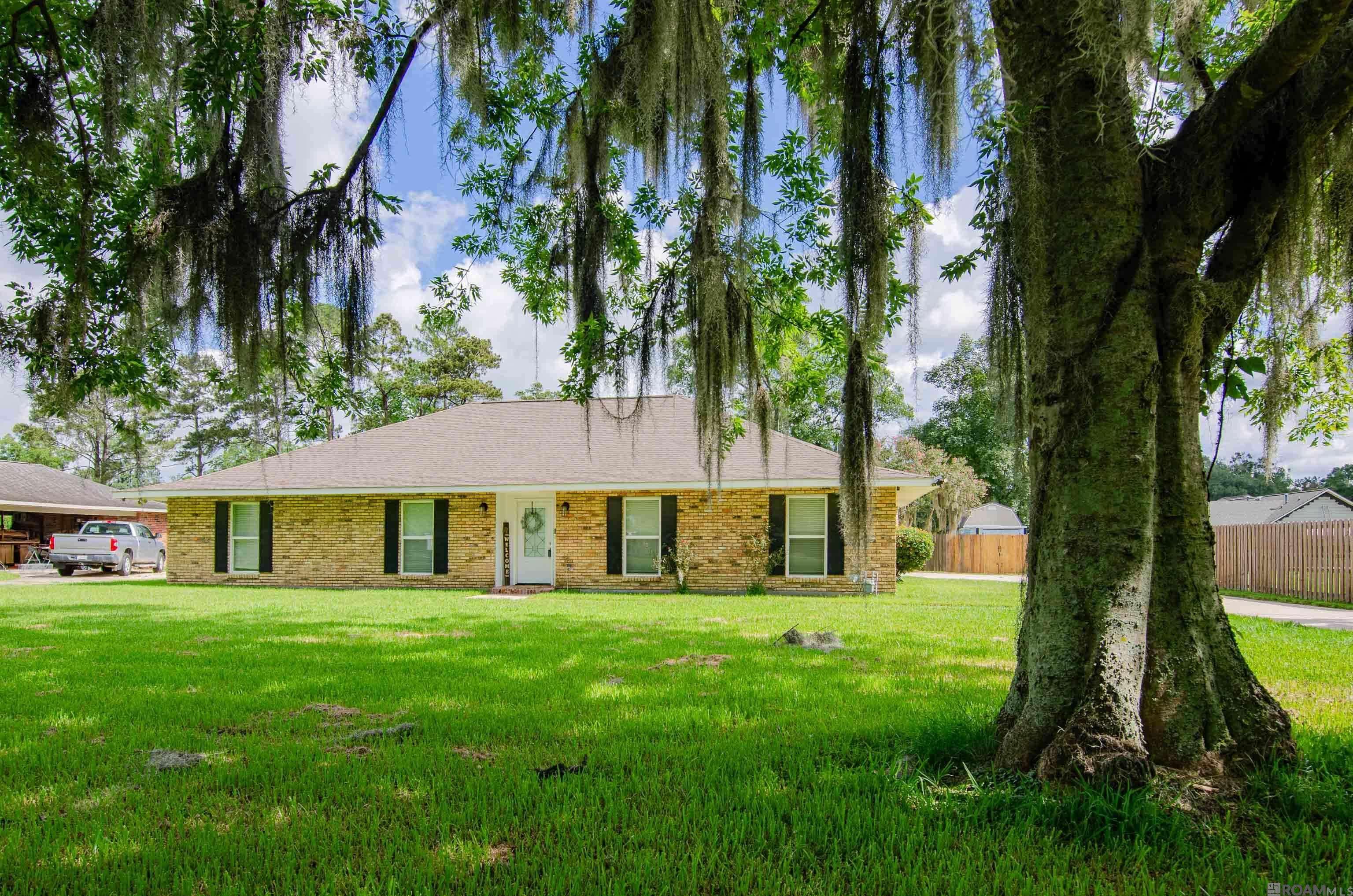 St Amant, LA 70774,45076 Riverside Estates Dr