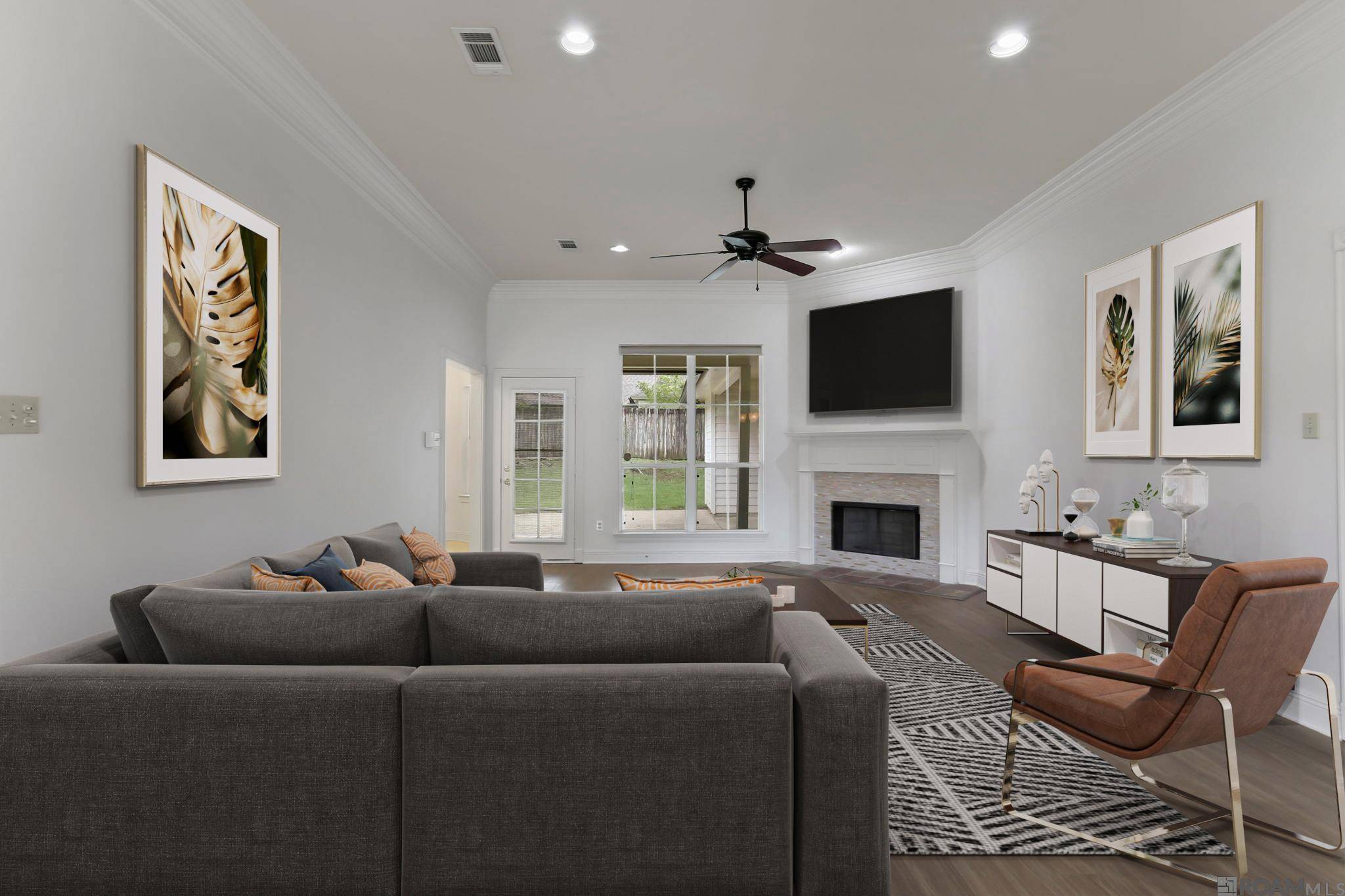 Baton Rouge, LA 70810,9255 Worthington Lake Ave