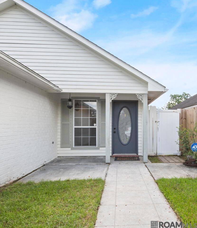 Baton Rouge, LA 70817,15725 Springwood Ave