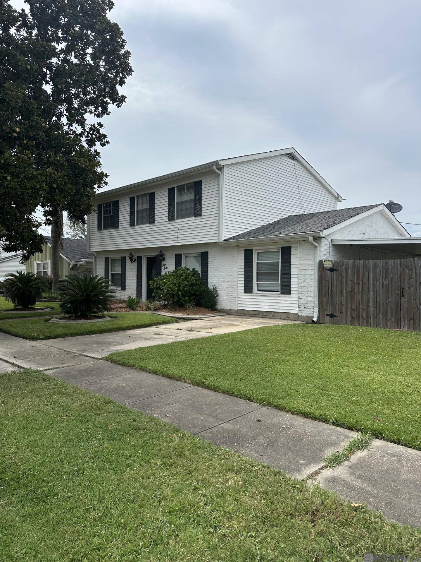 Kenner, LA 70065,440 Holy Cross Place