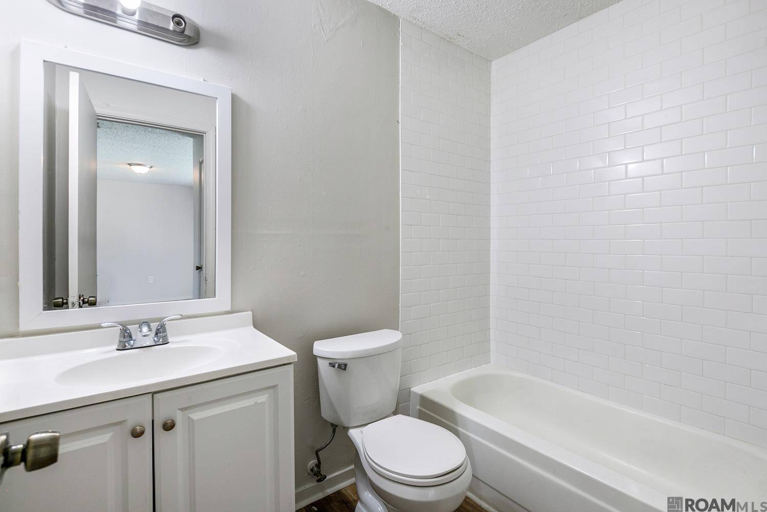 Baton Rouge, LA 70820,8271 Ned Ave