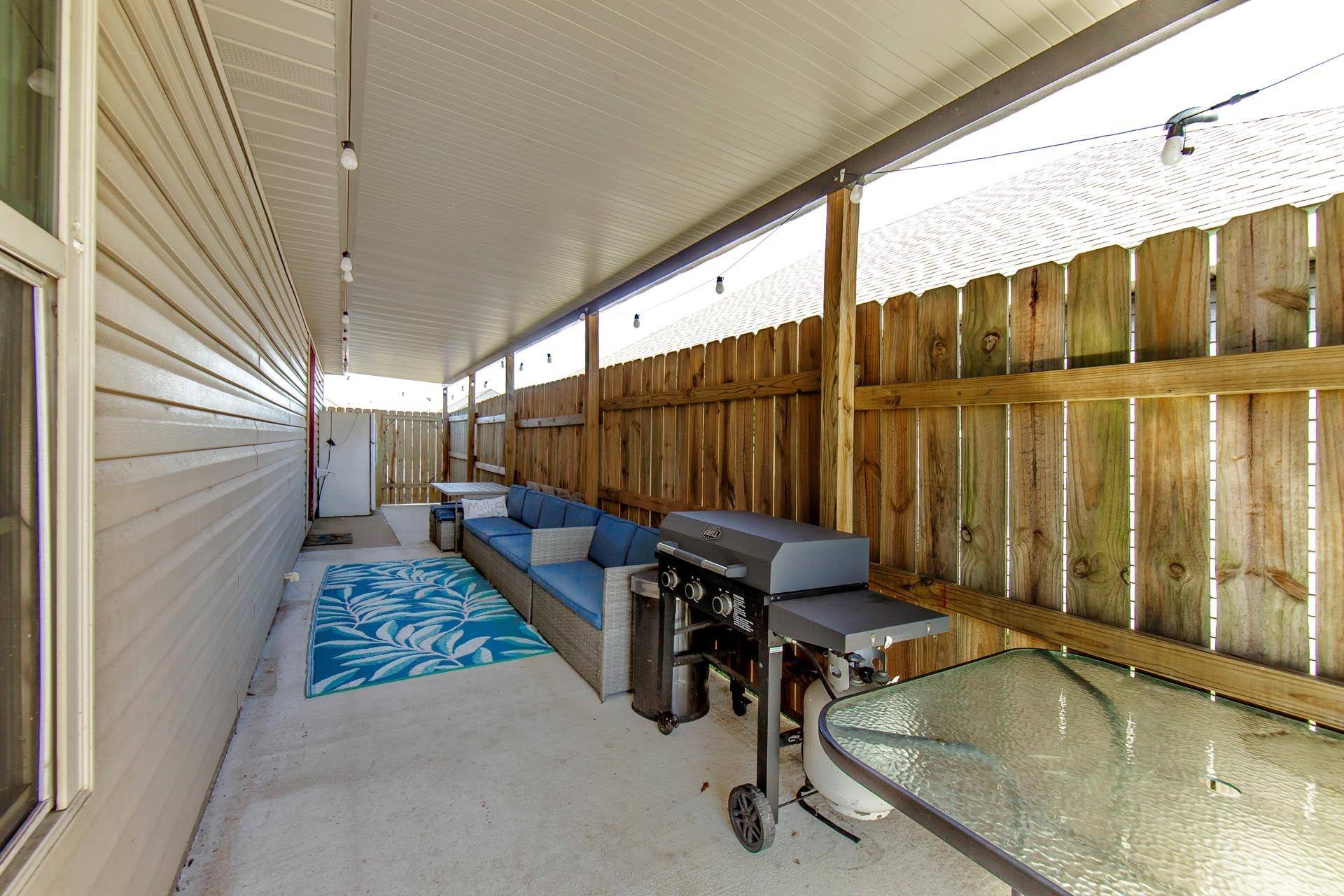 Houma, LA 70363,817 Cottagemill Lane