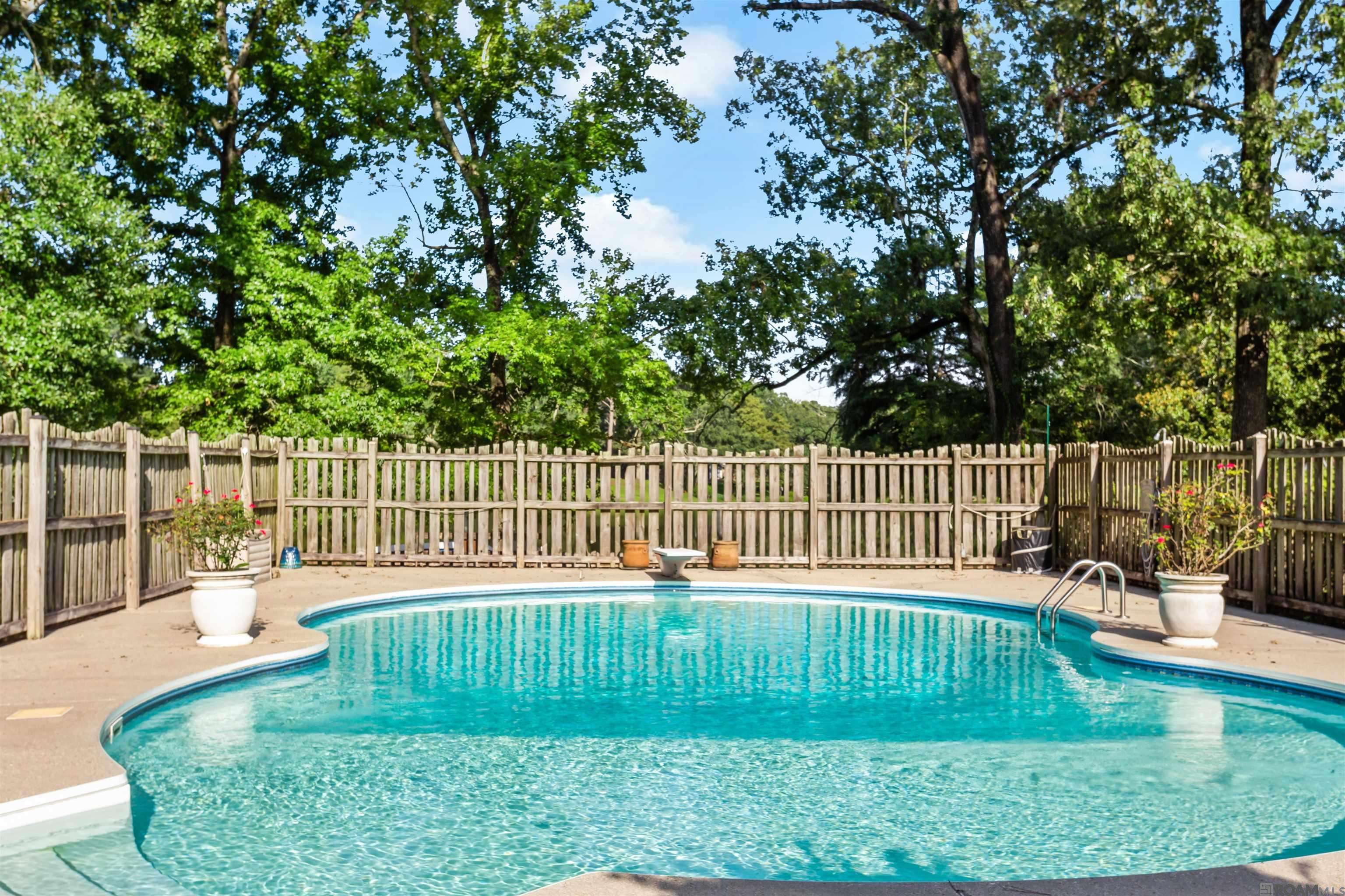 Baton Rouge, LA 70810,1035 Claiborne Rd