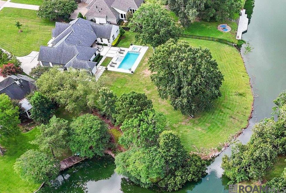 Saint George, LA 70817,4408 Antler Dr