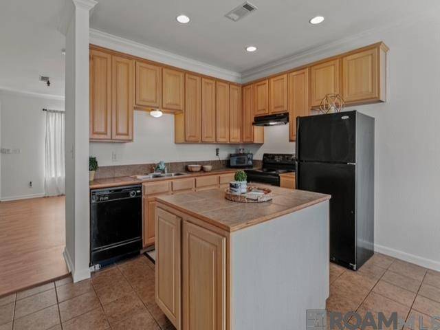 Baton Rouge, LA 70820,4000 Lake Beau Pre ##110