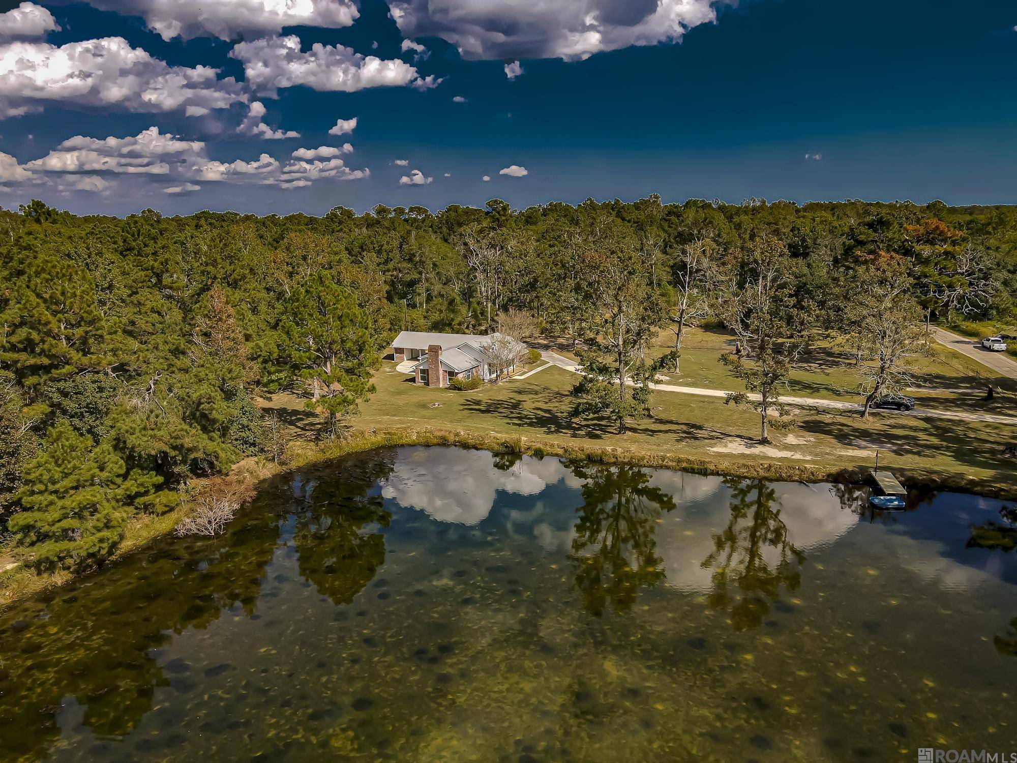 Holden, LA 70744,26713 Bennett Rd