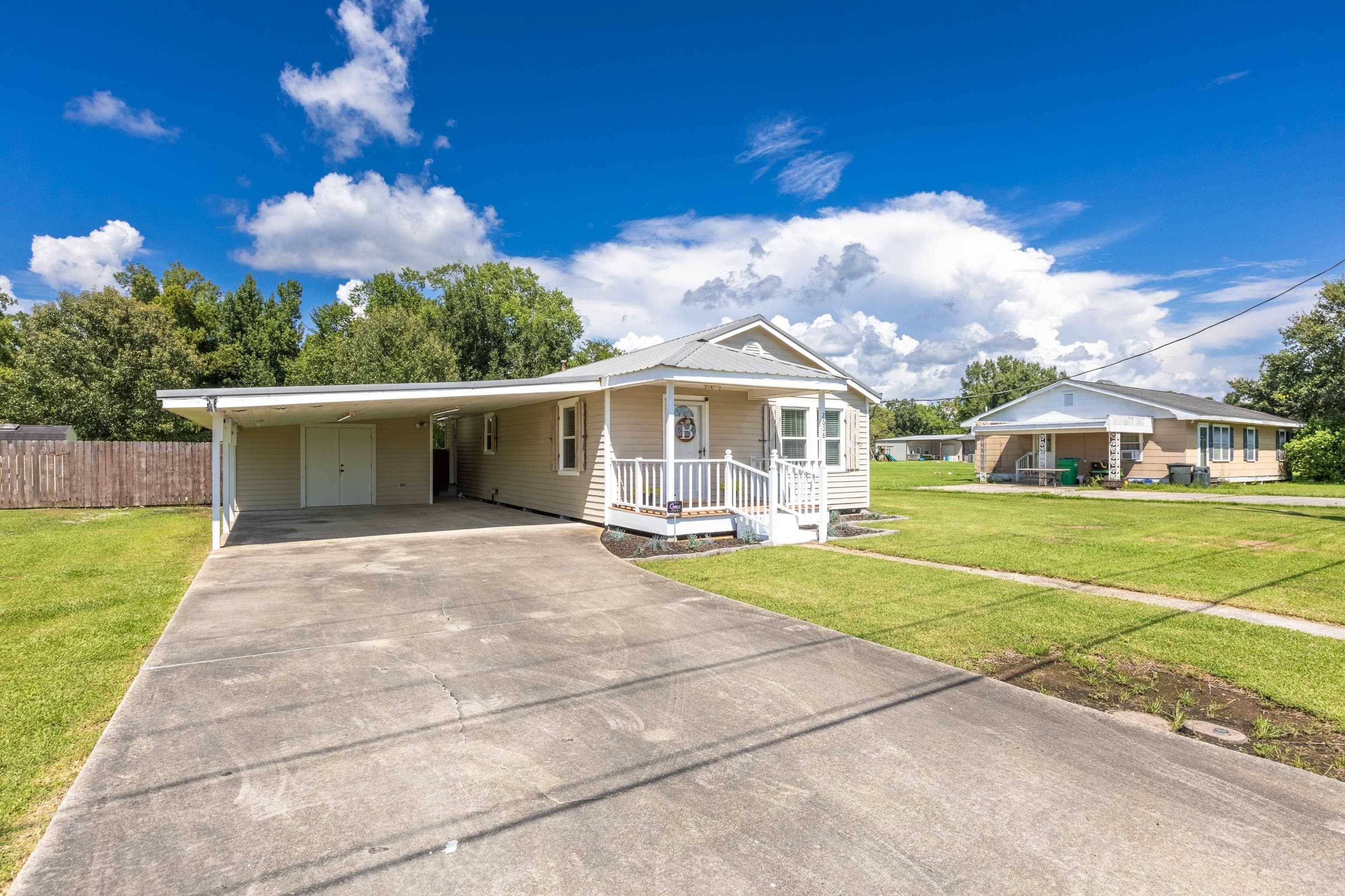 Labadieville, LA 70372,2608 Highway 1010