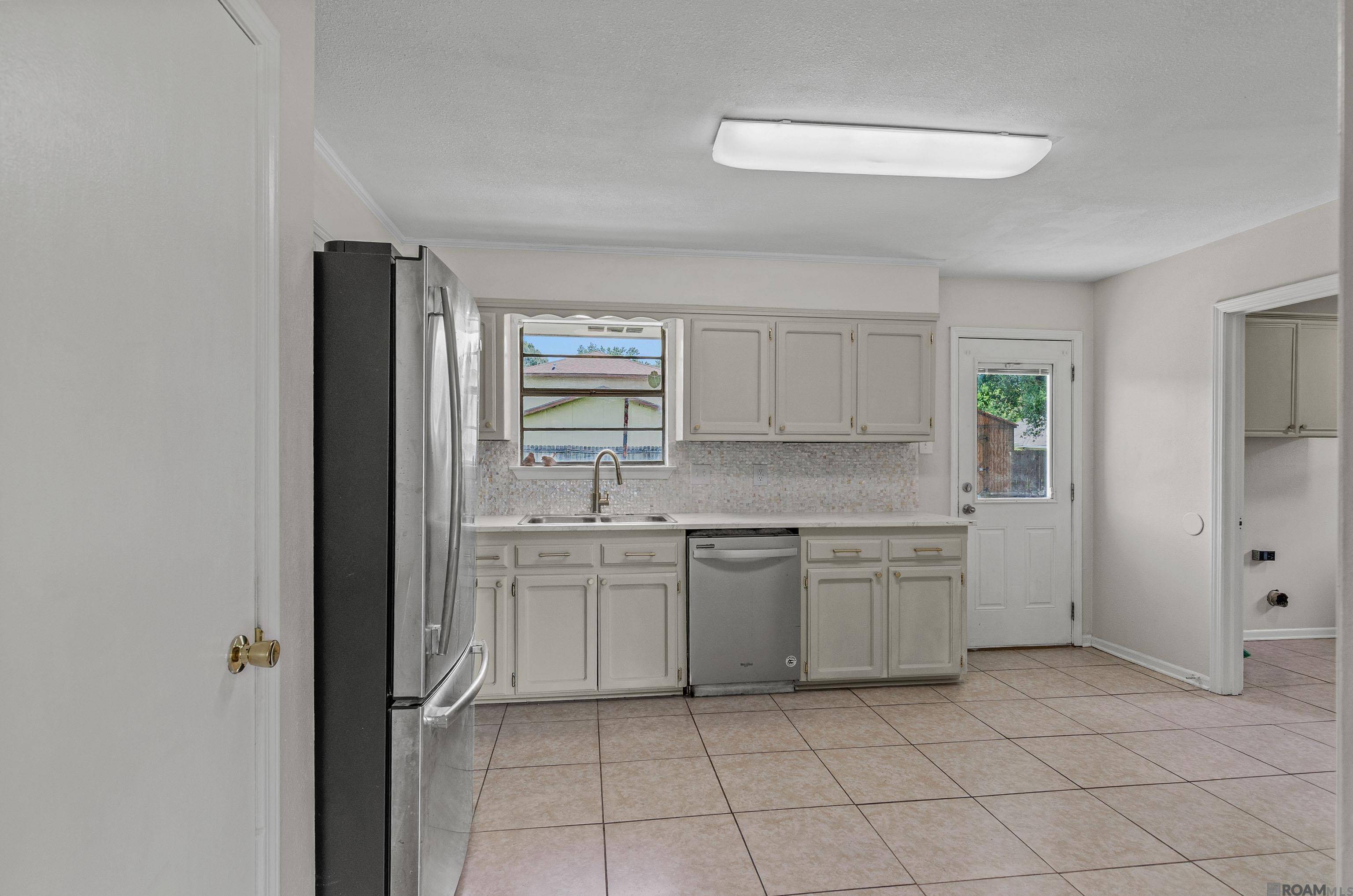 Baton Rouge, LA 70812,6040 Lanier Dr