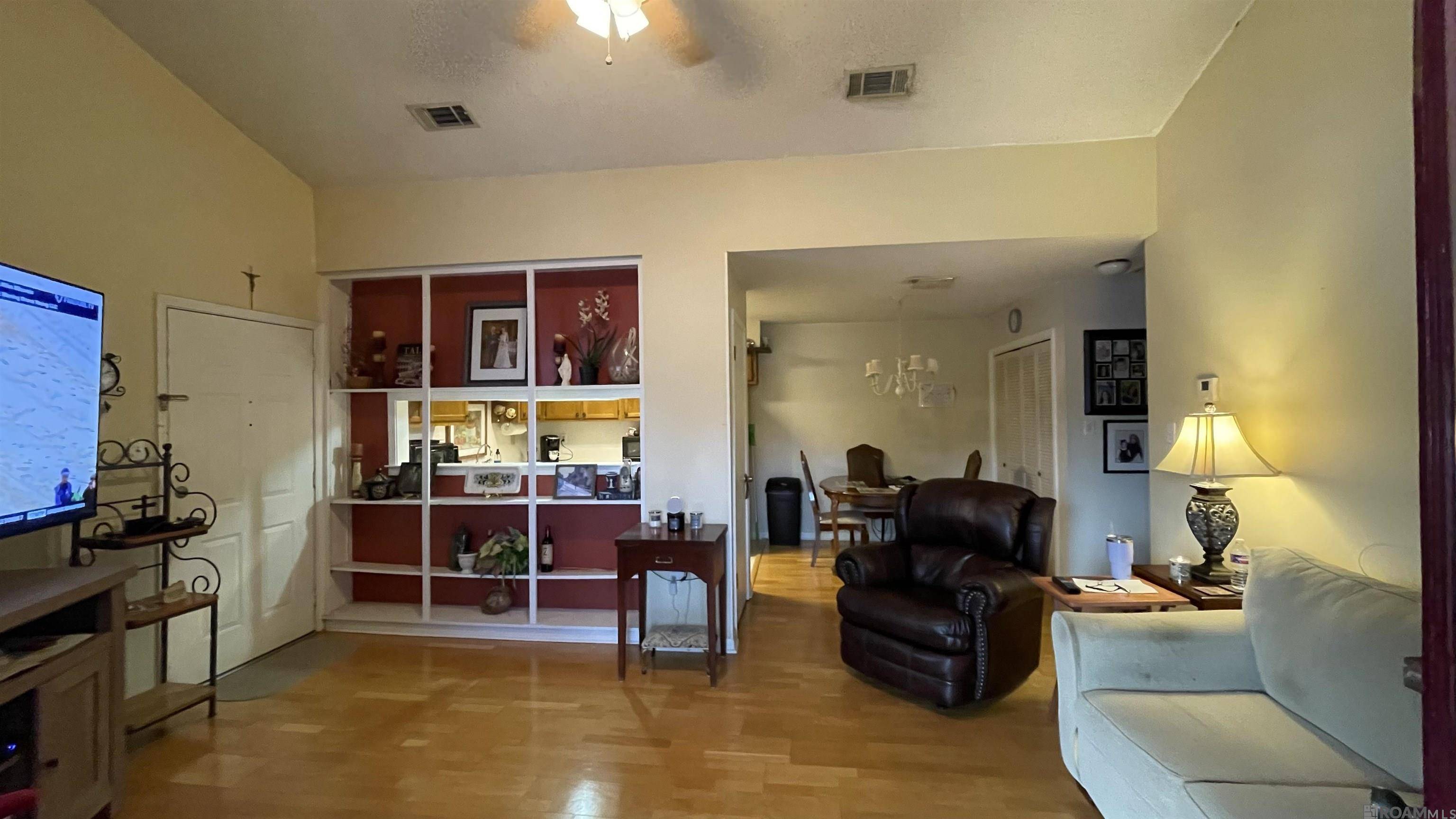 Baton Rouge, LA 70809,5323 Blair Ln ##V-201