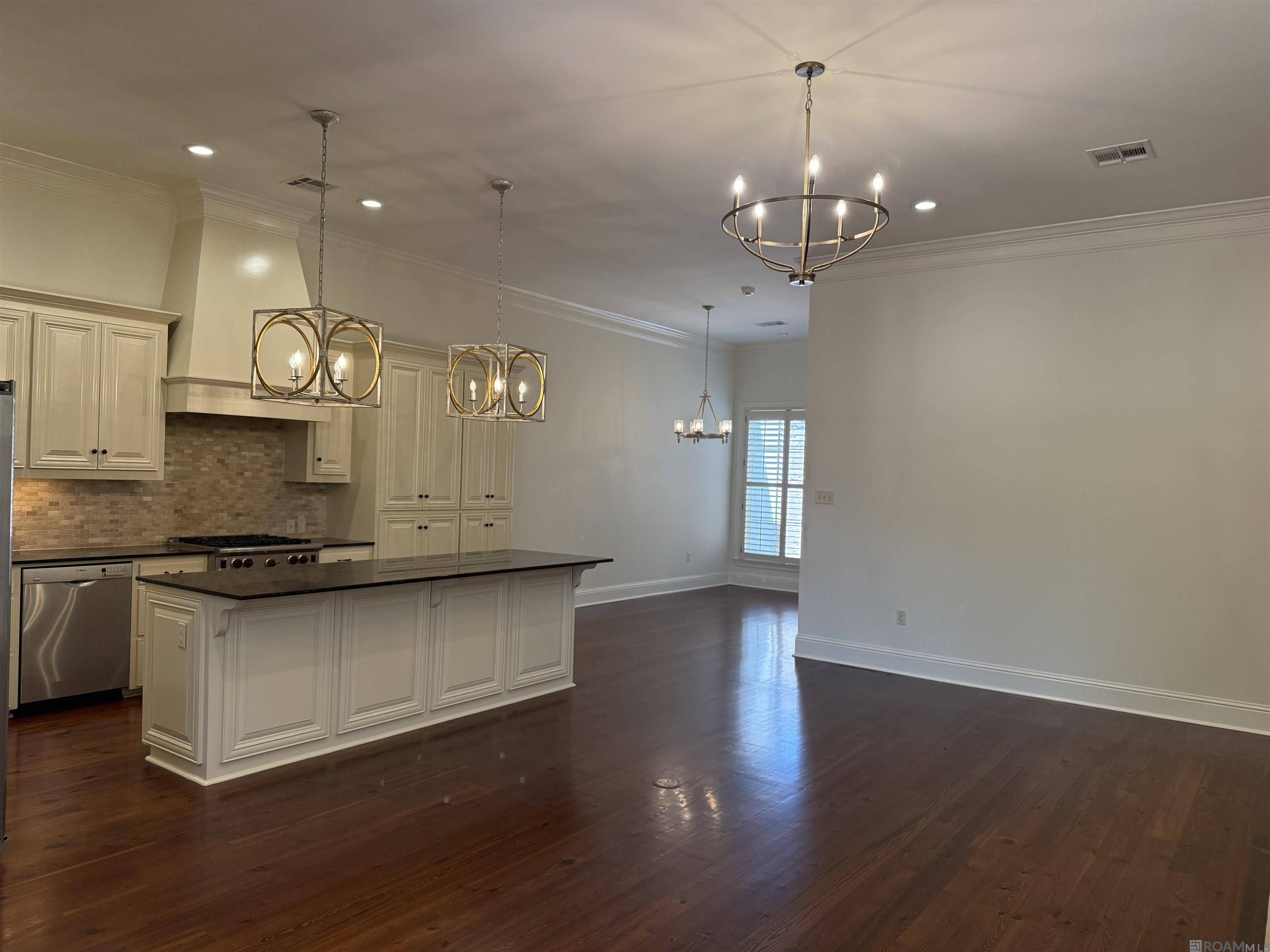 Baton Rouge, LA 70810,11523 Settlement Blvd