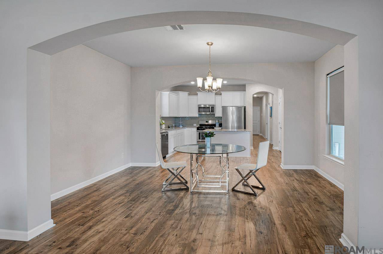 Baton Rouge, LA 70820,7643 Waterview Dr