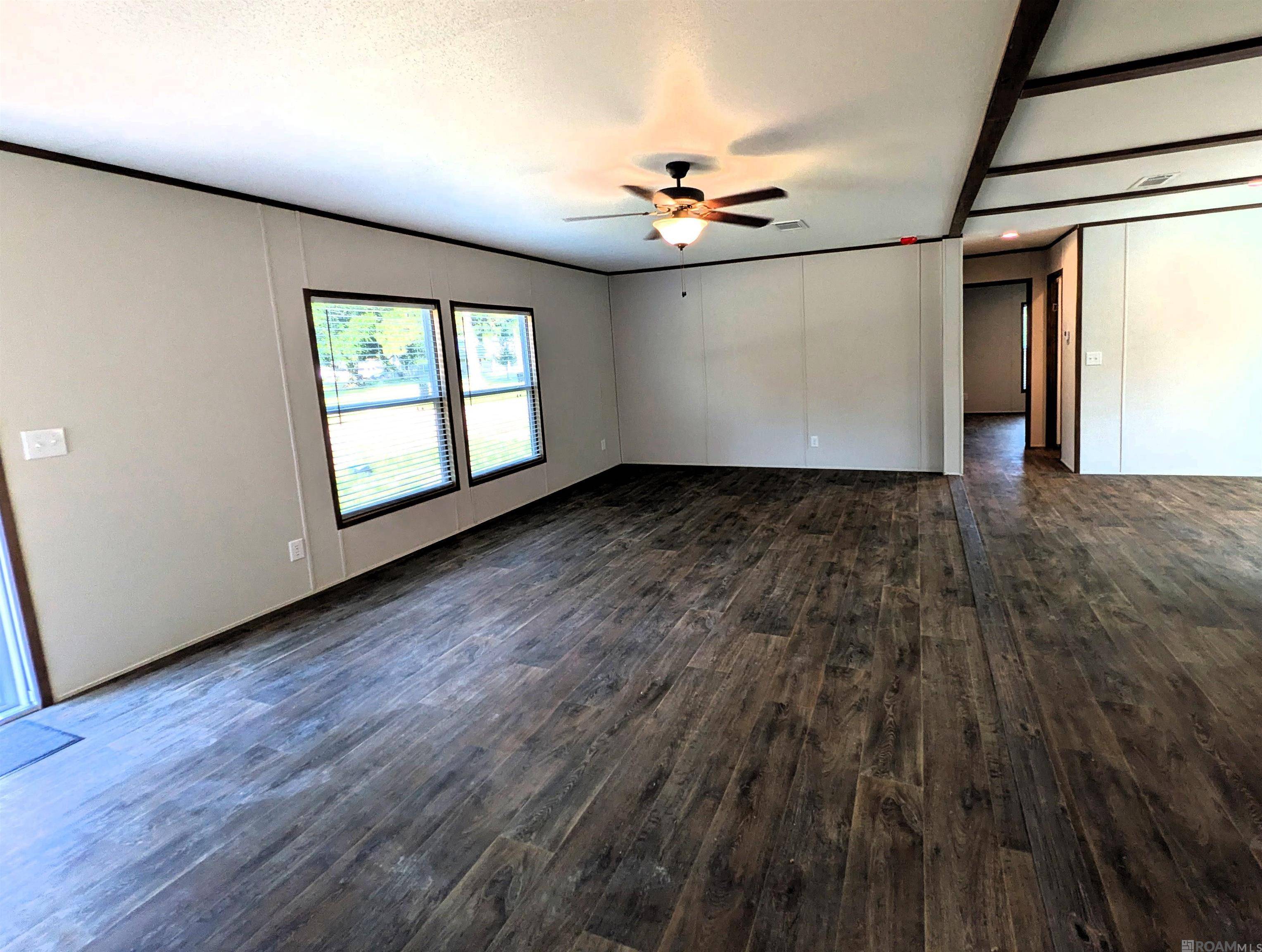 Holden, LA 70744,27302 Lakeview Ln