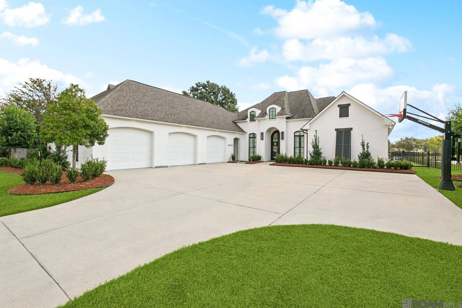Gonzales, LA 70737,6070 Royal Palms Drive
