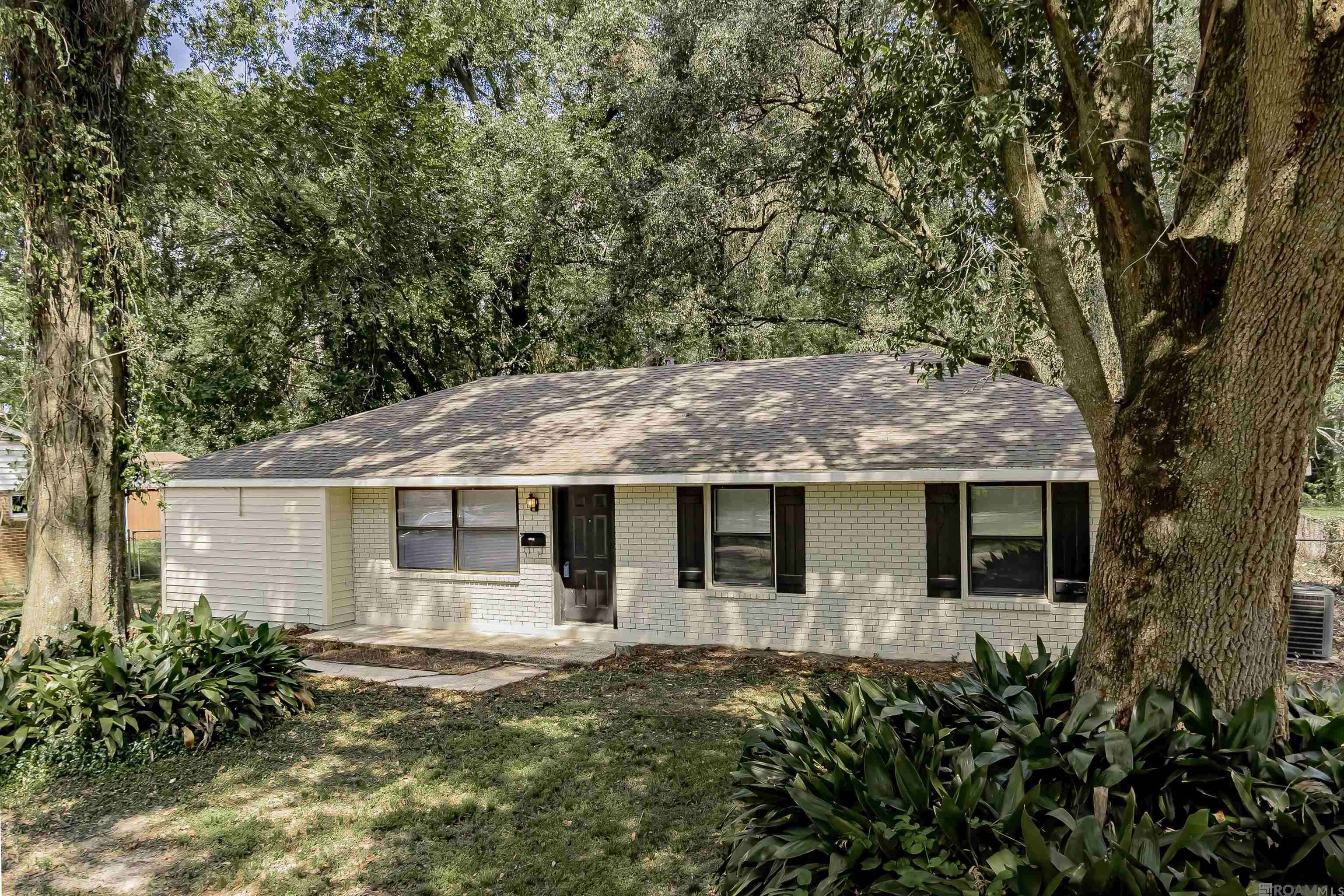 Baton Rouge, LA 70815,10351 N Harvey Dr