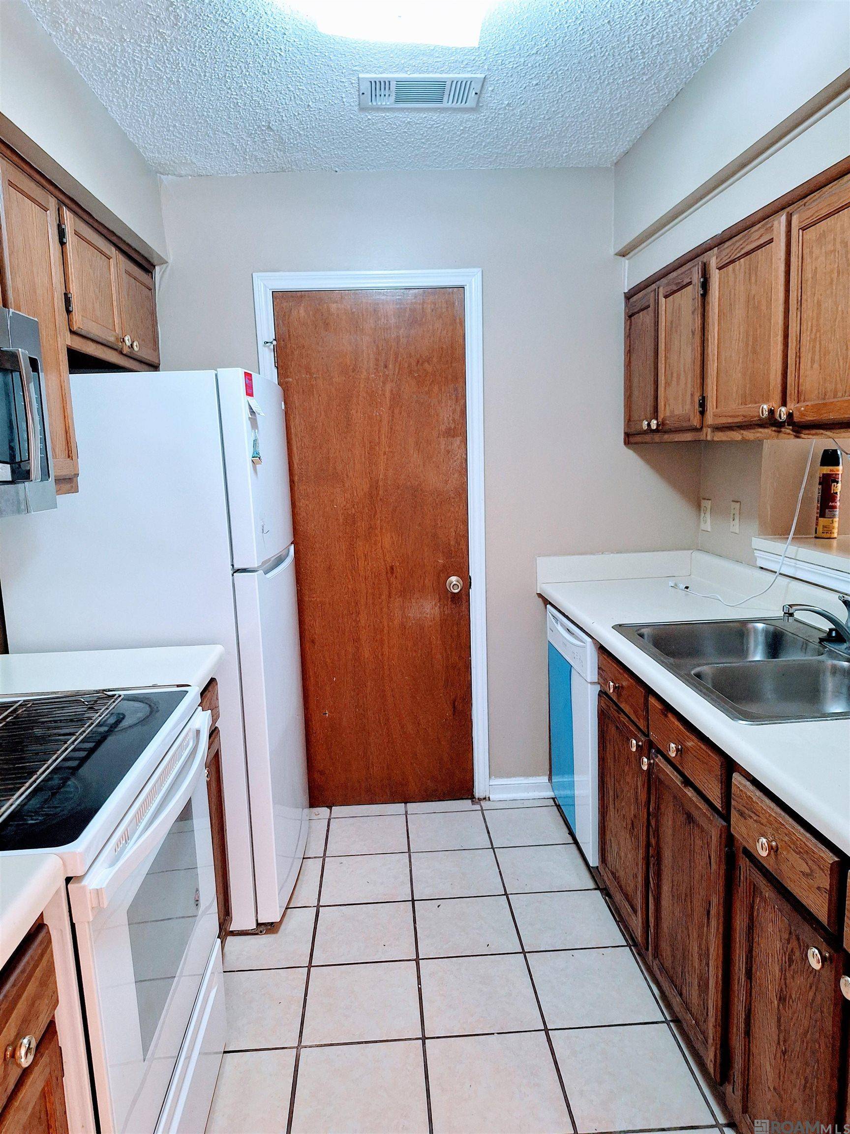 Baton Rouge, LA 70815,155 Marilyn Dr ##44-A