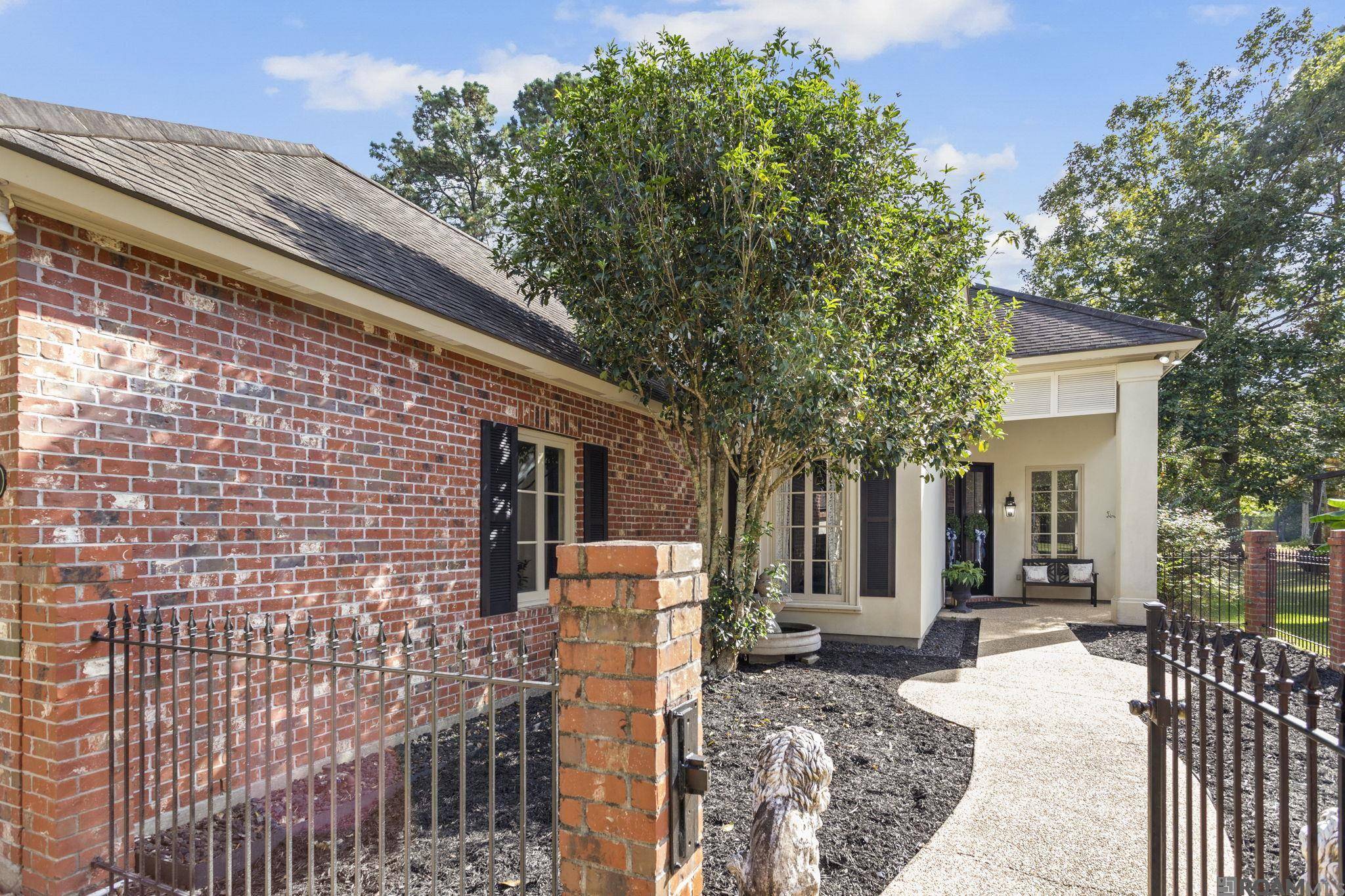 St Francisville, LA 70775,6126 Beechgrove Ln