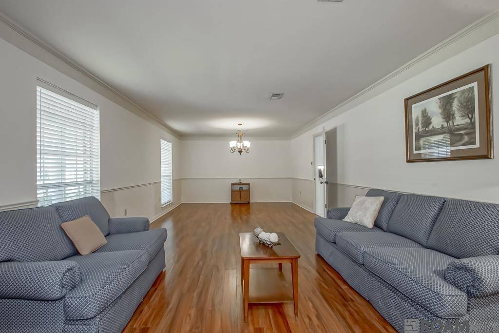 Baton Rouge, LA 70806,9132 Tallyho Ave