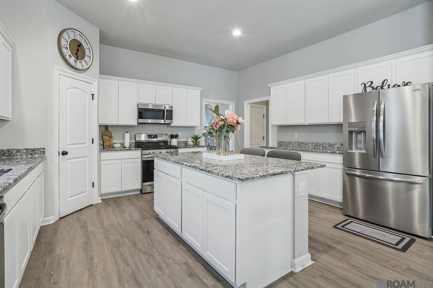 Gonzales, LA 70737,8182 Treeline Dr