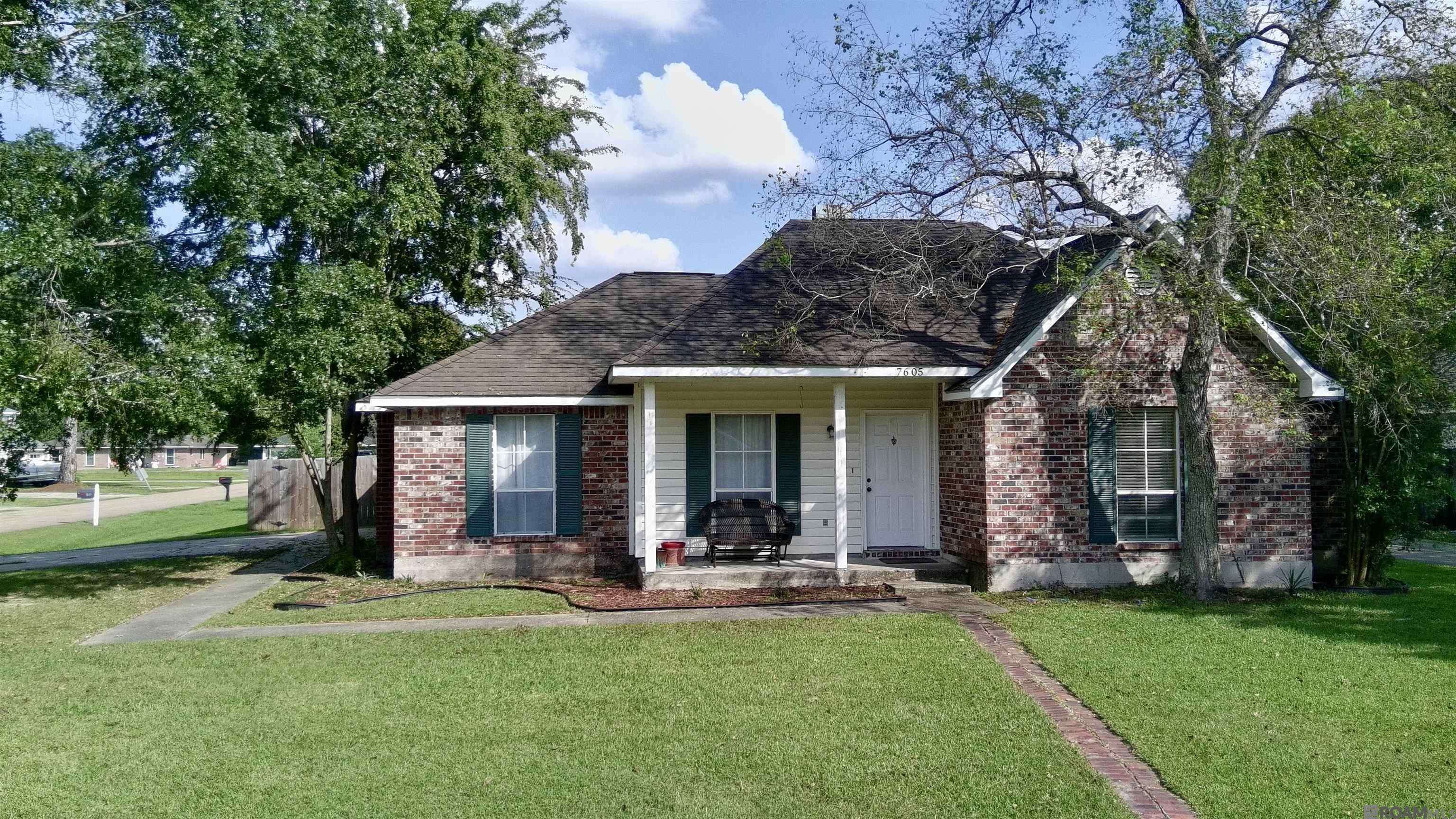 Saint George, LA 70817,7605 Recorder Dr