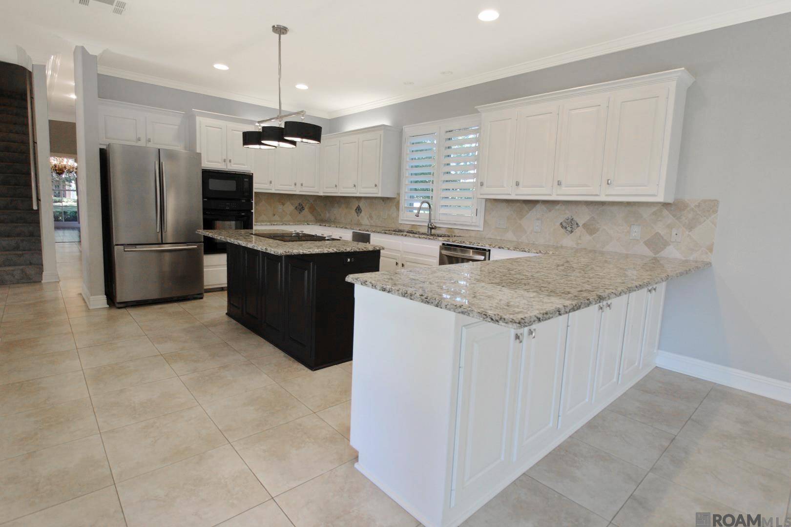 Saint George, LA 70810,17537 W Lakeway Ave