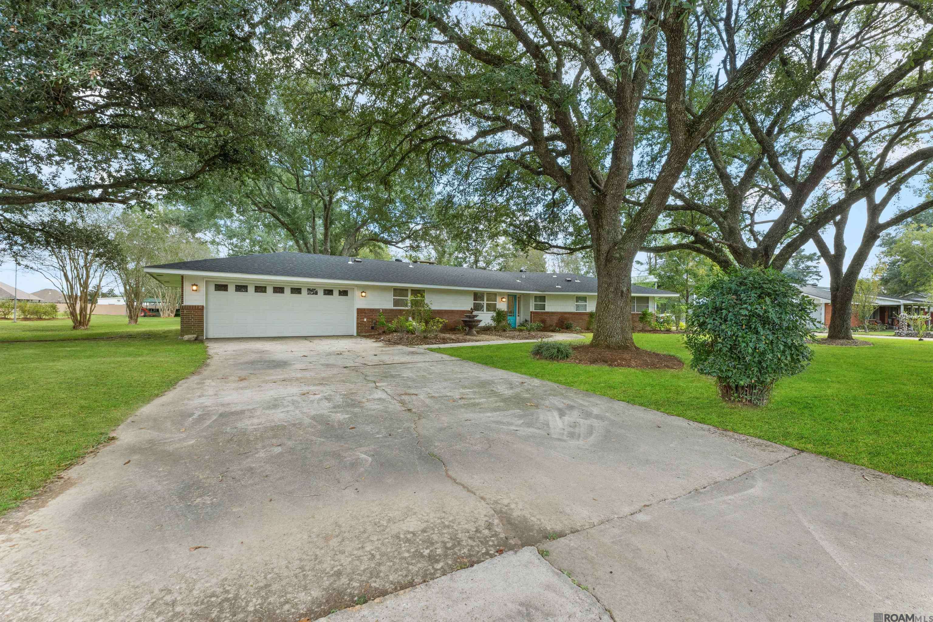 Zachary, LA 70791,5946 Fennwood Dr