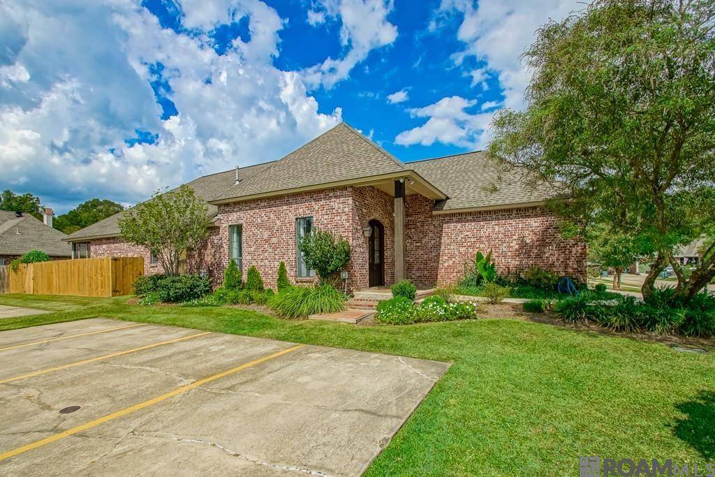 Denham Springs, LA 70726,2461 Randy Dr