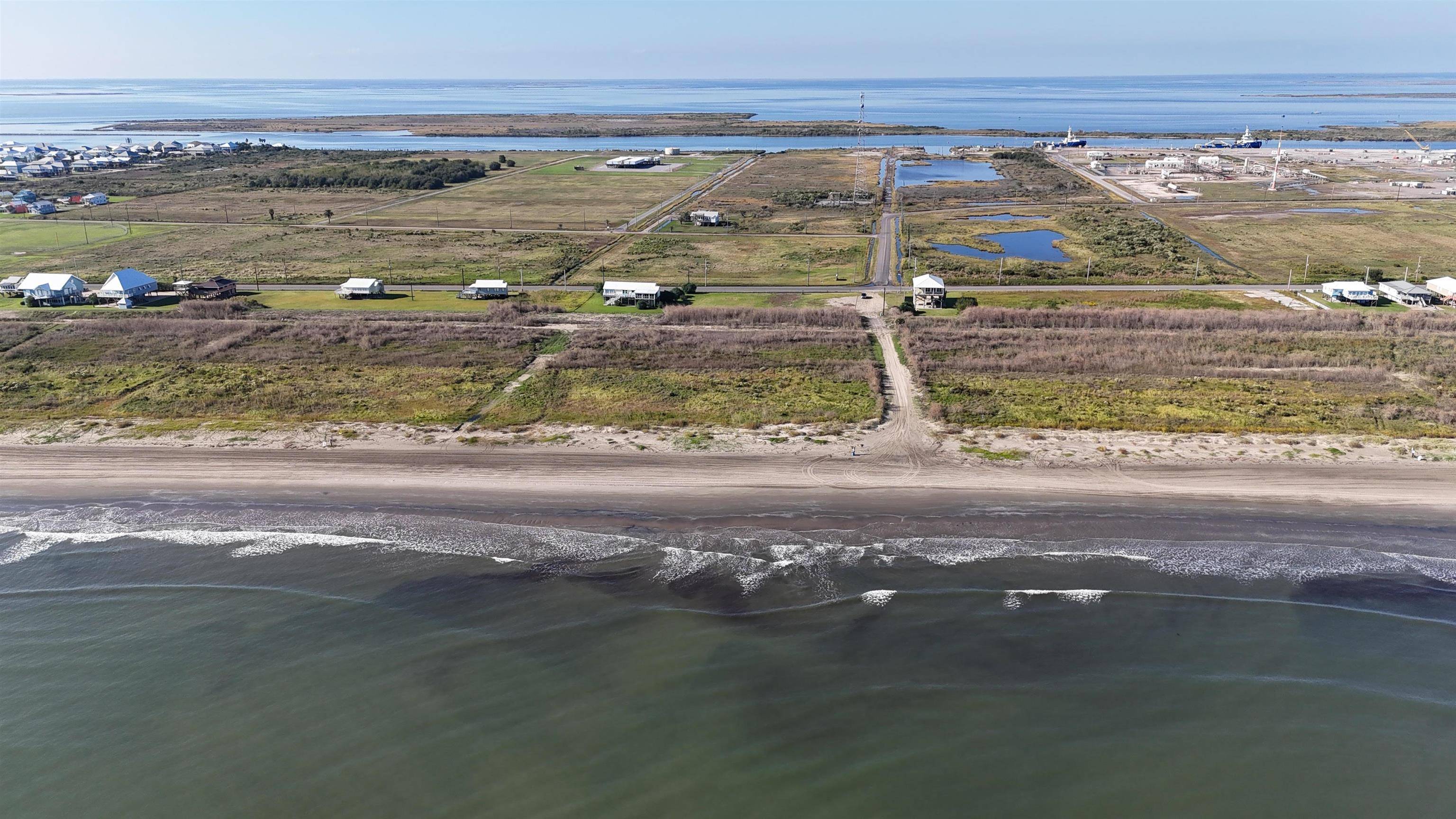 Grand Isle, LA 70358,TDB Highway 1