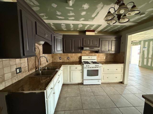 Chauvin, LA 70344,305 Rose Mary Avenue